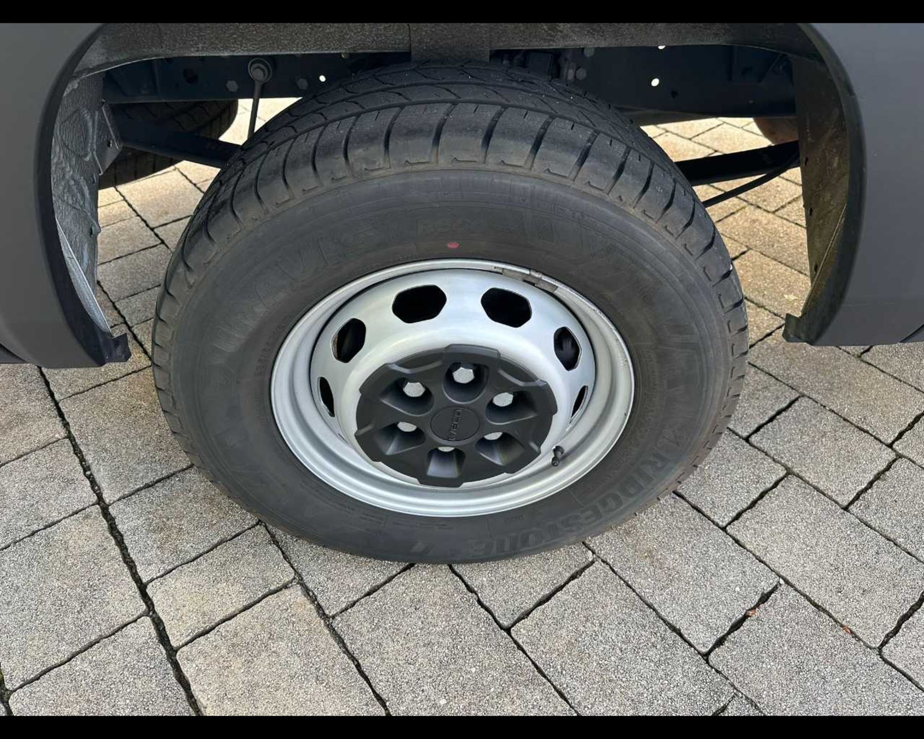 IVECO 35S14V - FURGONE DI SERIE - Lombardia Truck