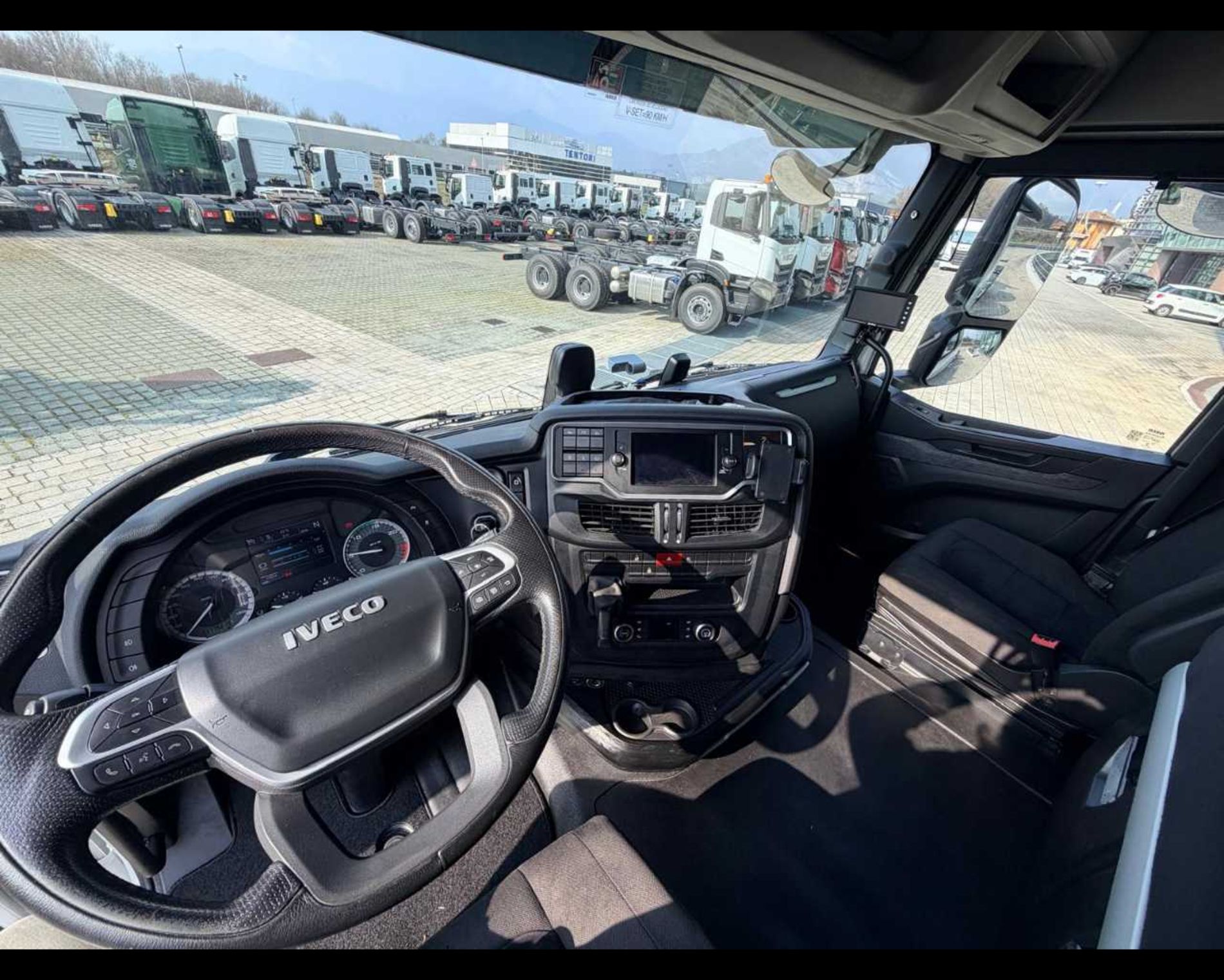 IVECO S-WAY AS260S51 - IMPIANTO SCARRABILE - Lombardia Truck