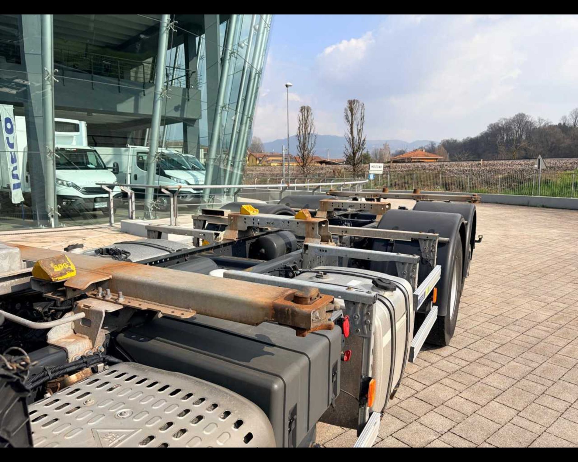 IVECO S-WAY AS260S51 - IMPIANTO SCARRABILE - Lombardia Truck