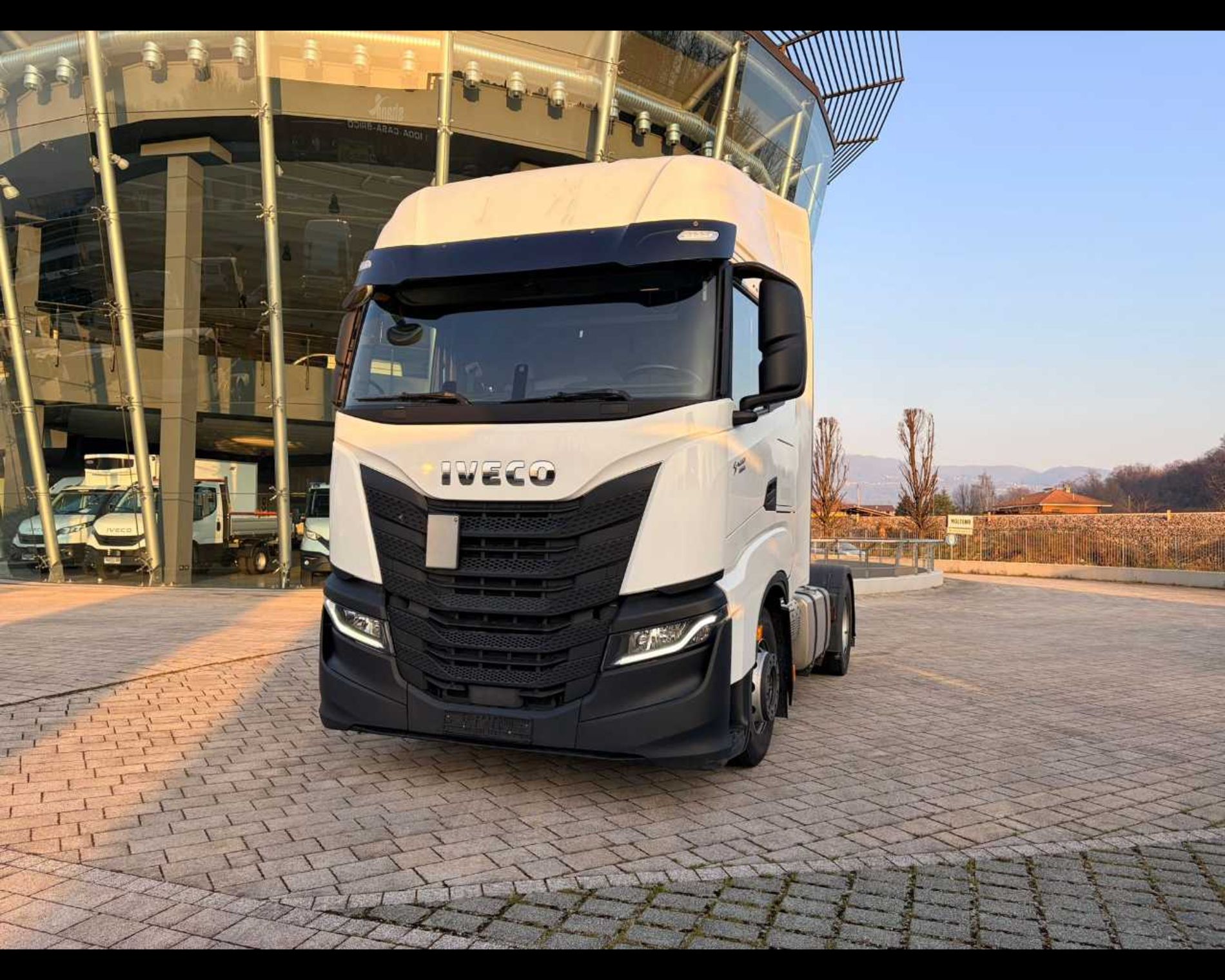 IVECO S-WAY AS440S49T/P - TRATTORE STRADALE - Lombardia Truck