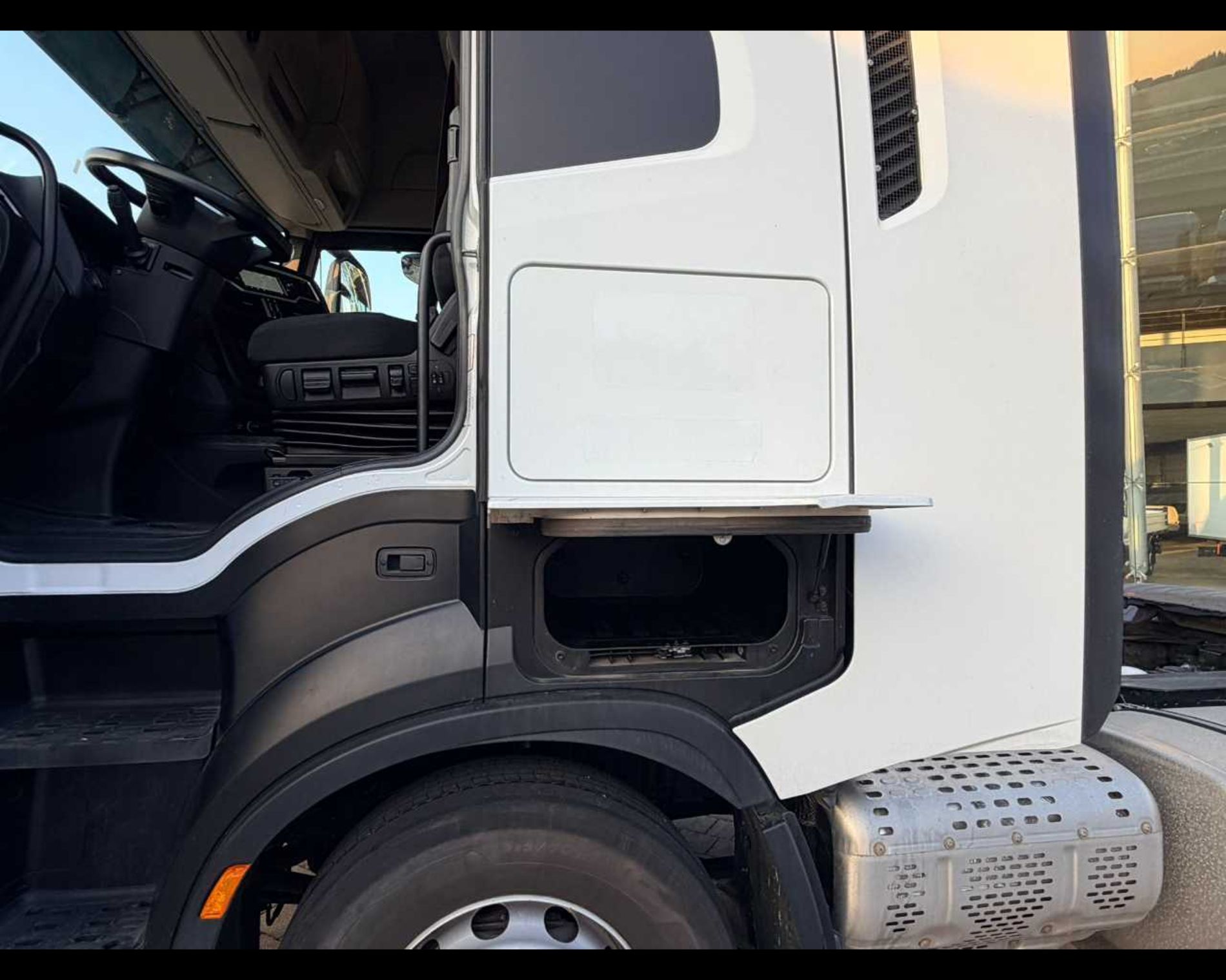 IVECO S-WAY AS440S49T/P - TRATTORE STRADALE - Lombardia Truck