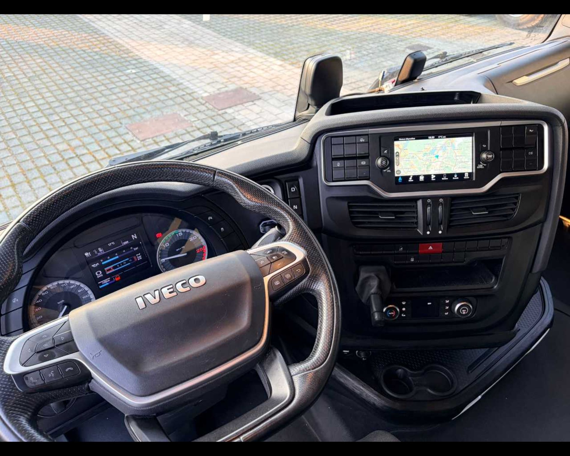 IVECO S-WAY AS440S49T/P - TRATTORE STRADALE - Lombardia Truck