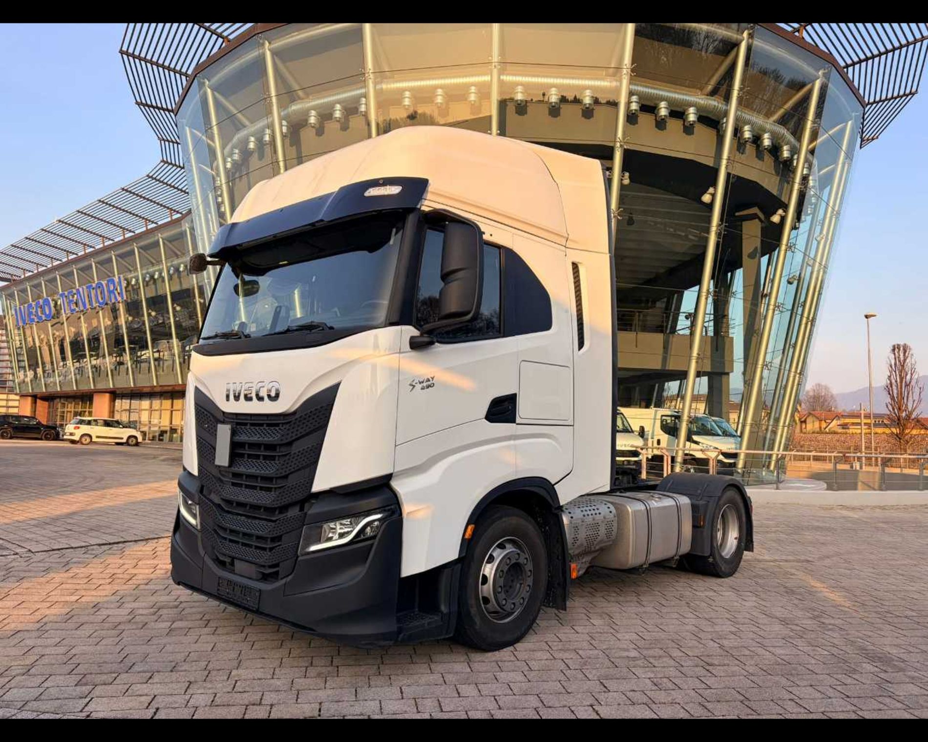 IVECO S-WAY AS440S49T/P - TRATTORE STRADALE - Lombardia Truck