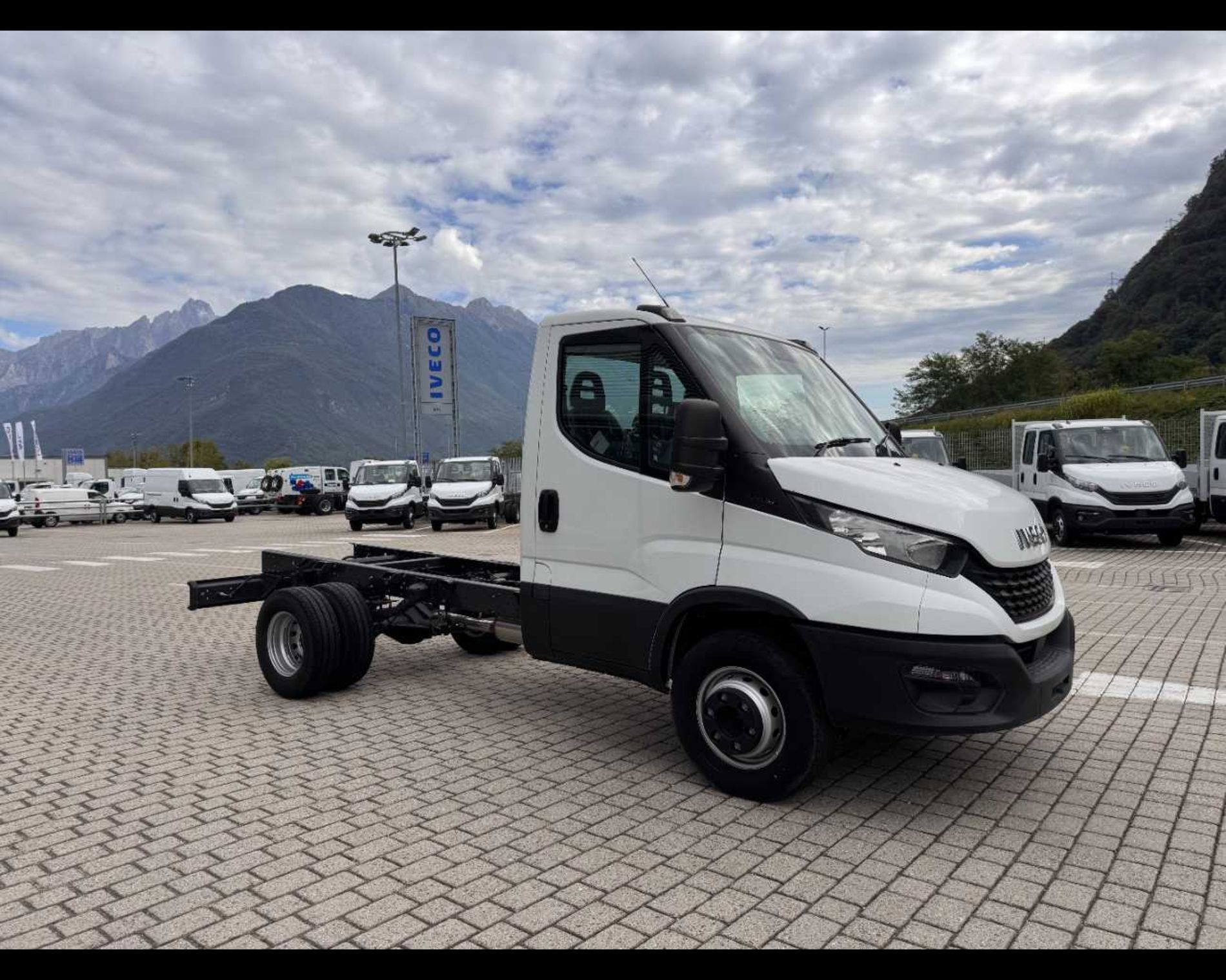 IVECO DAILY 70C16H3.0 - Lombardia Truck