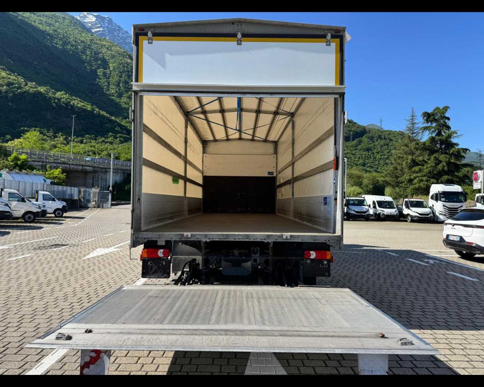 IVECO Eurocargo ML160E28 CENT e SPONDA - Lombardia Truck