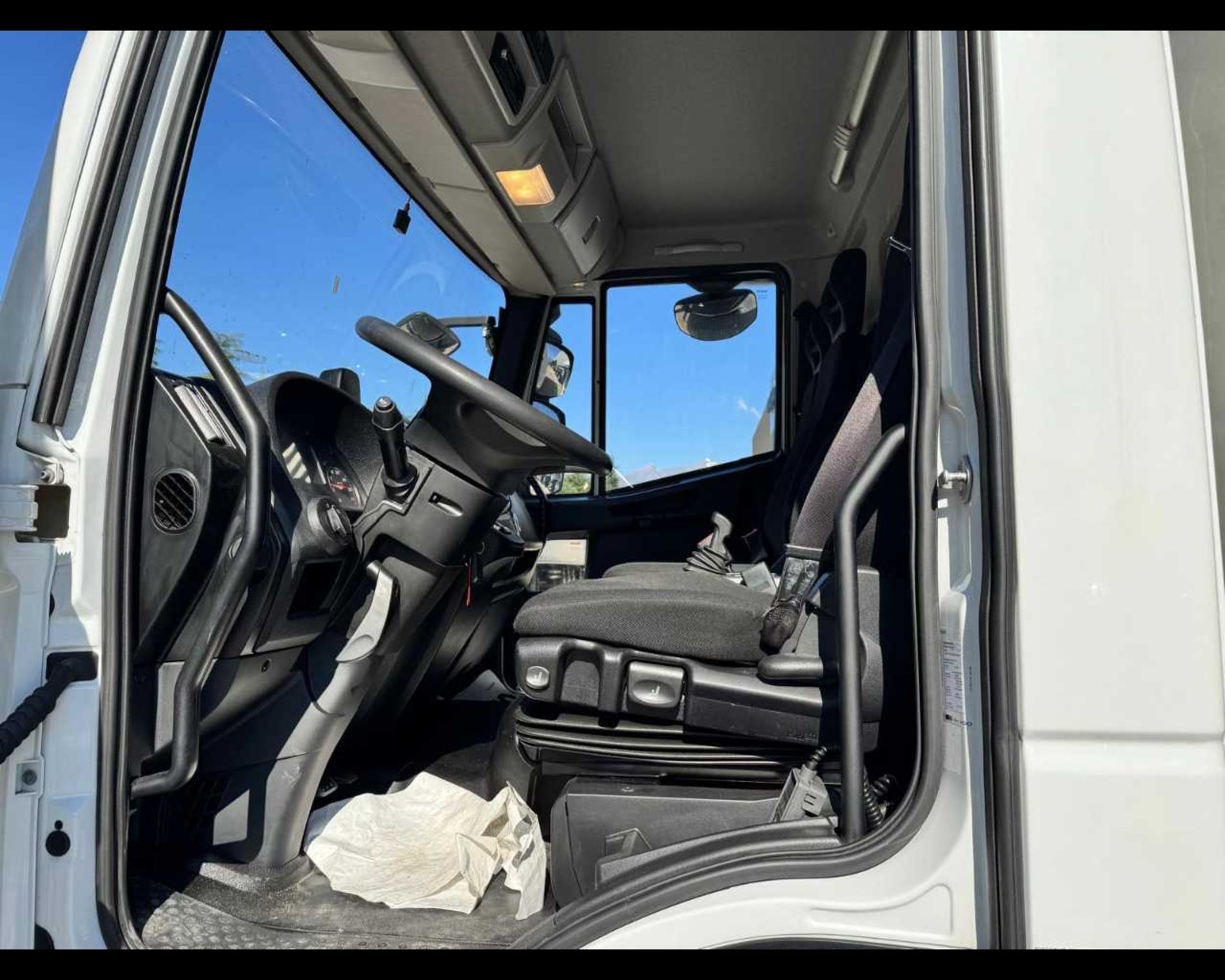 IVECO Eurocargo ML160E28 CENT e SPONDA - Lombardia Truck