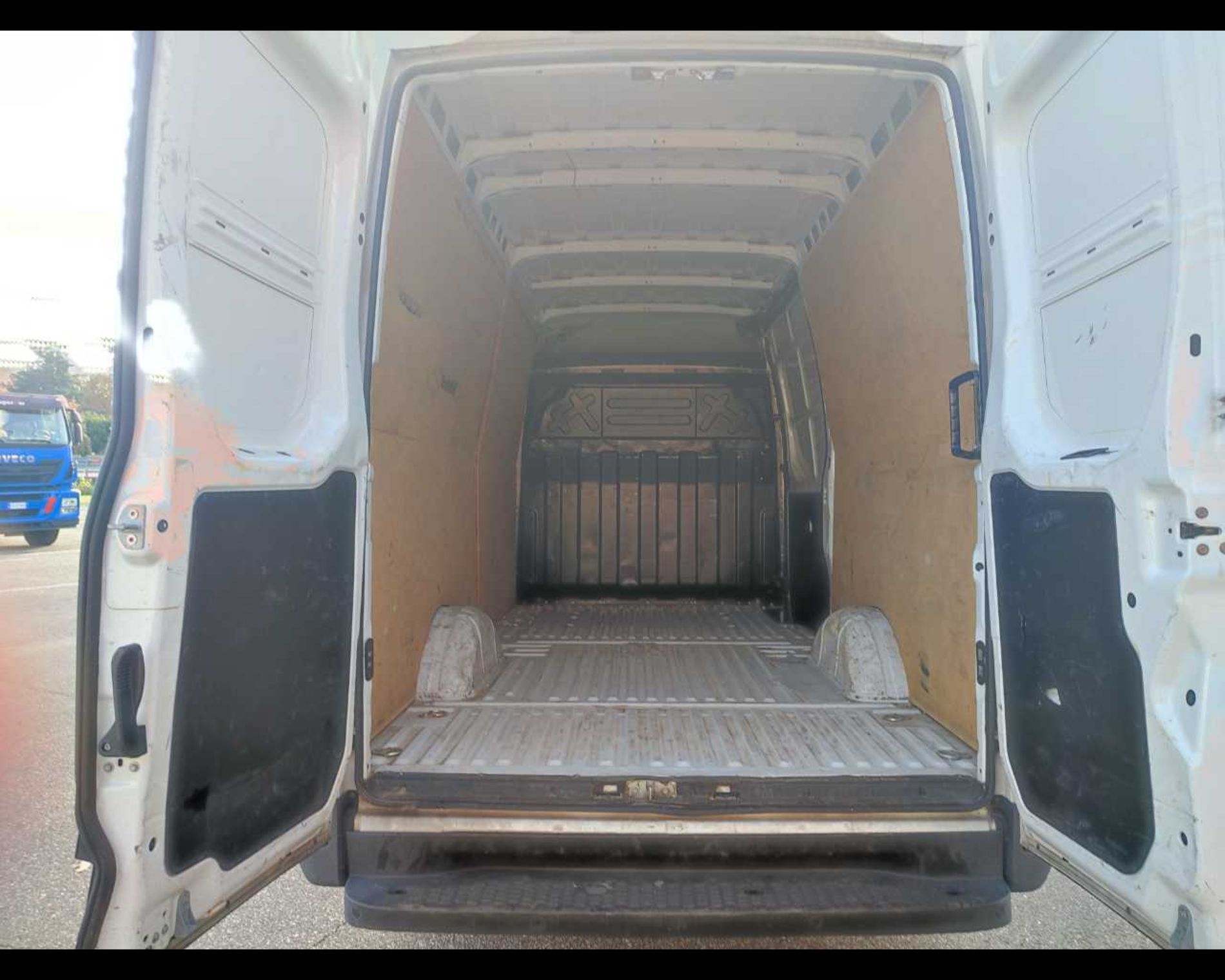 IVECO DAILY 35S14V - Lombardia Truck