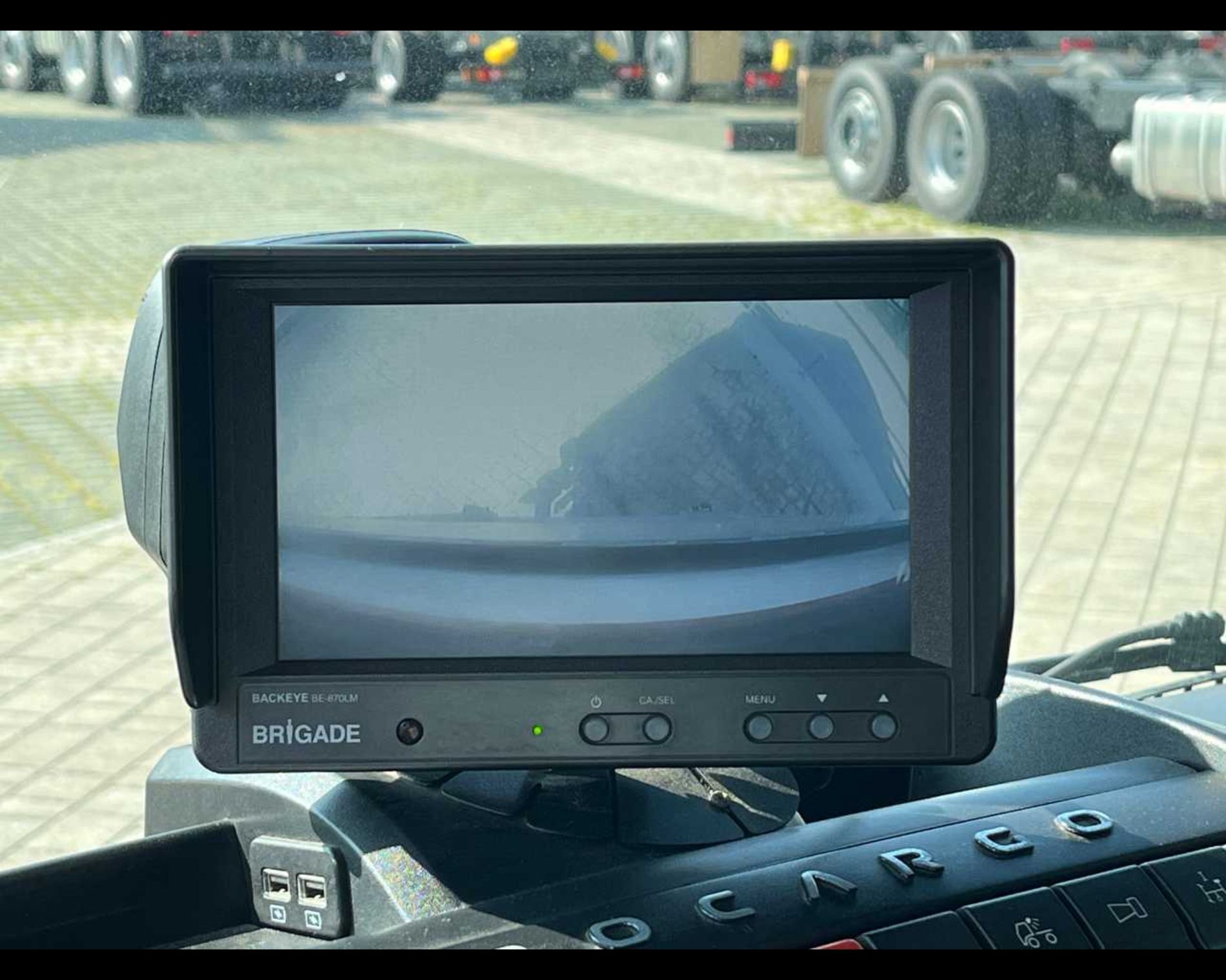 IVECO ML120E25/P - FURGONE CON SPONDA CARICATRICE POSTERIORE - Lombardia Truck