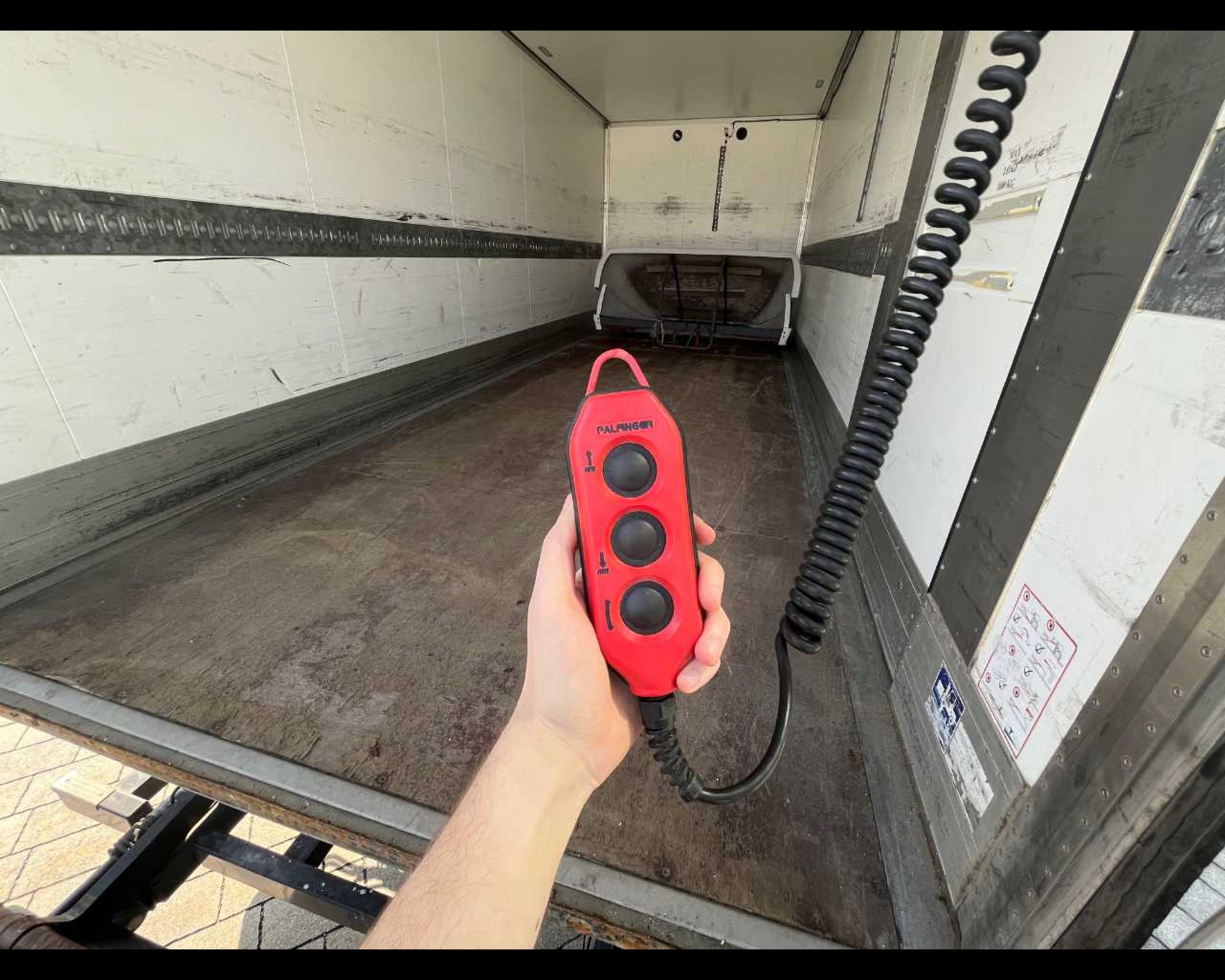 IVECO ML120E25/P - FURGONE CON SPONDA CARICATRICE POSTERIORE - Lombardia Truck