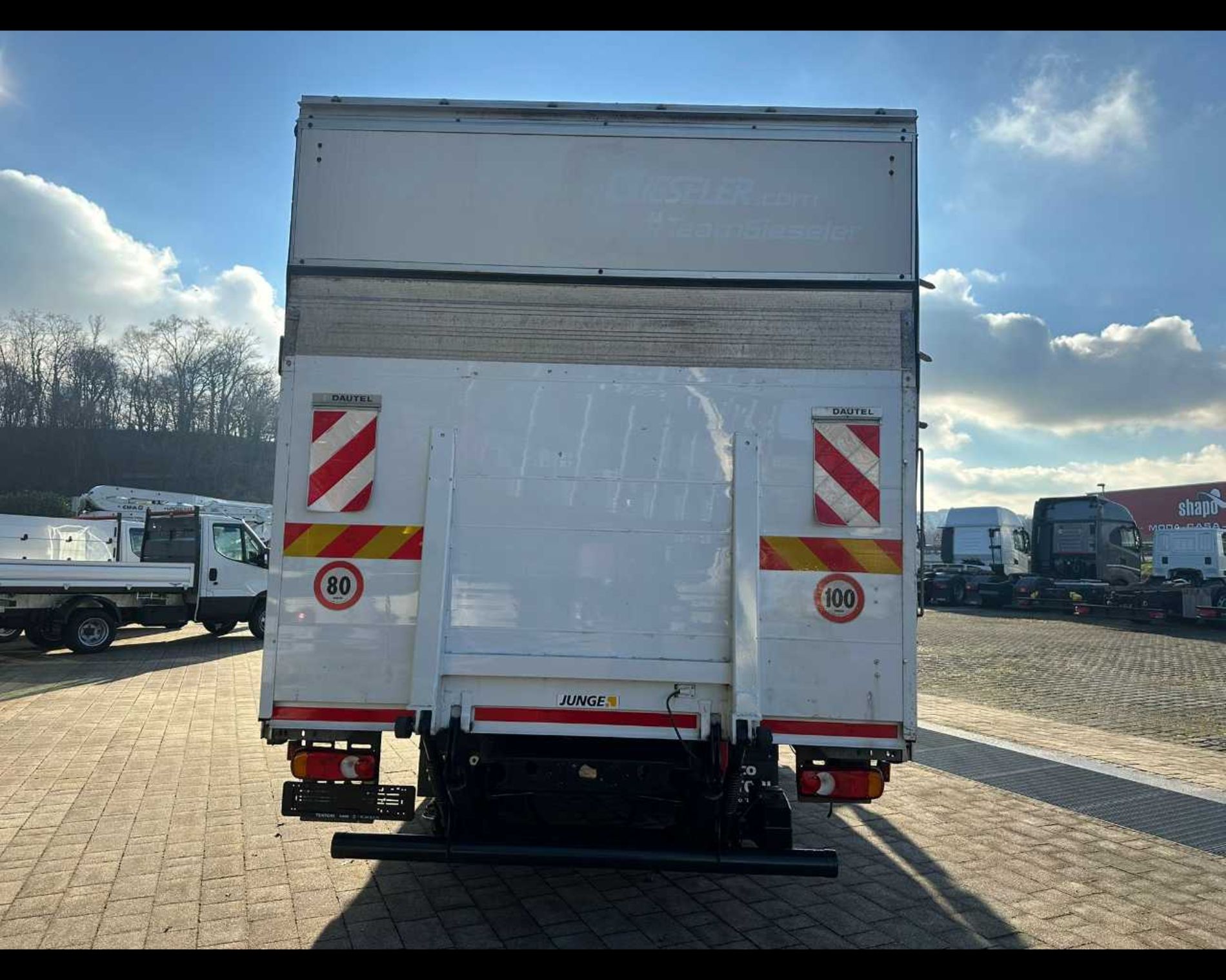 IVECO ML75E19/P - CASSONE CENTINE TELONE CON SPONDA CARICATRICE POSTERIORE - Lombardia Truck