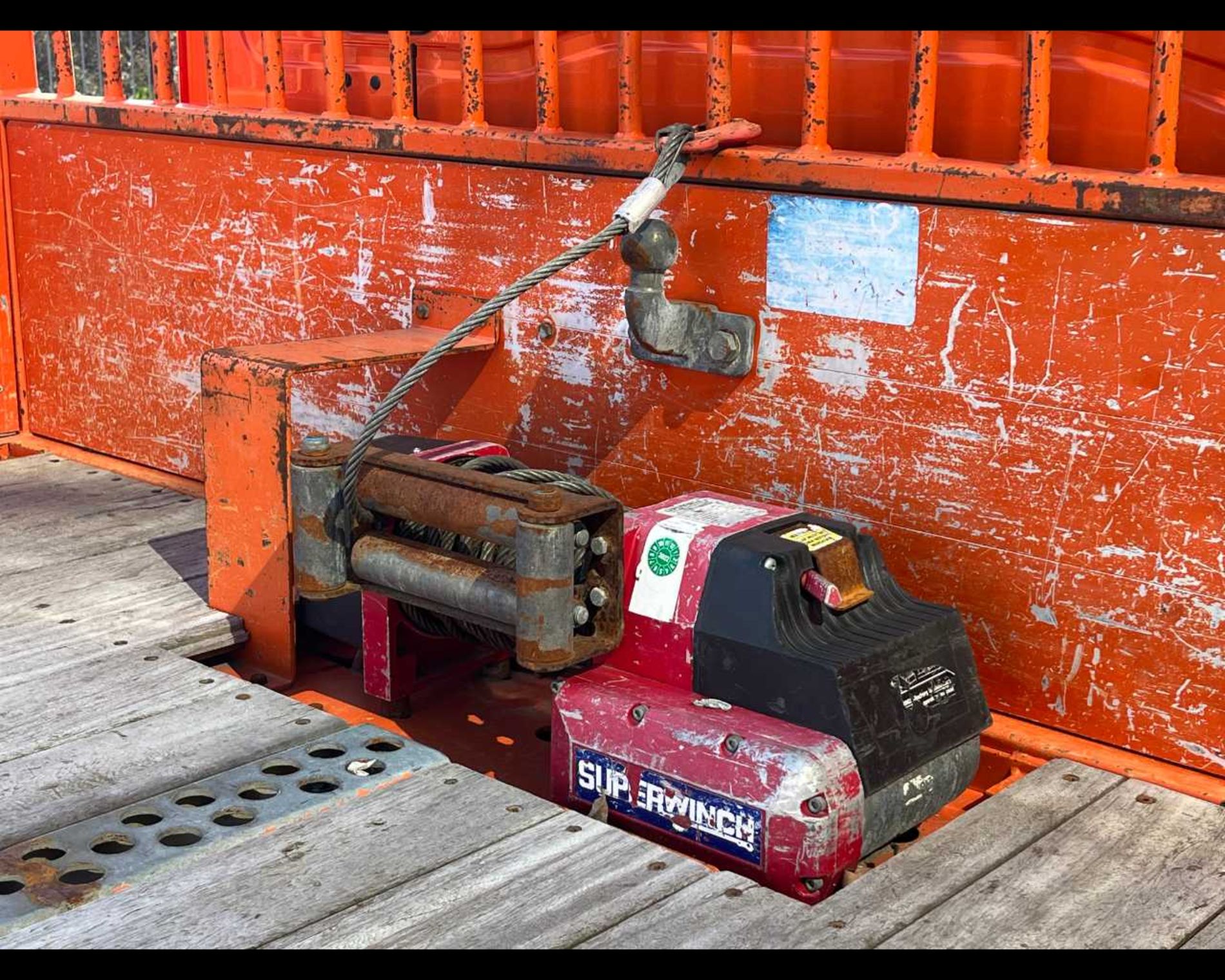 IVECO ML80EL16 - CASSONE CON RAMPA DI CARICO POSTERIORE - Lombardia Truck