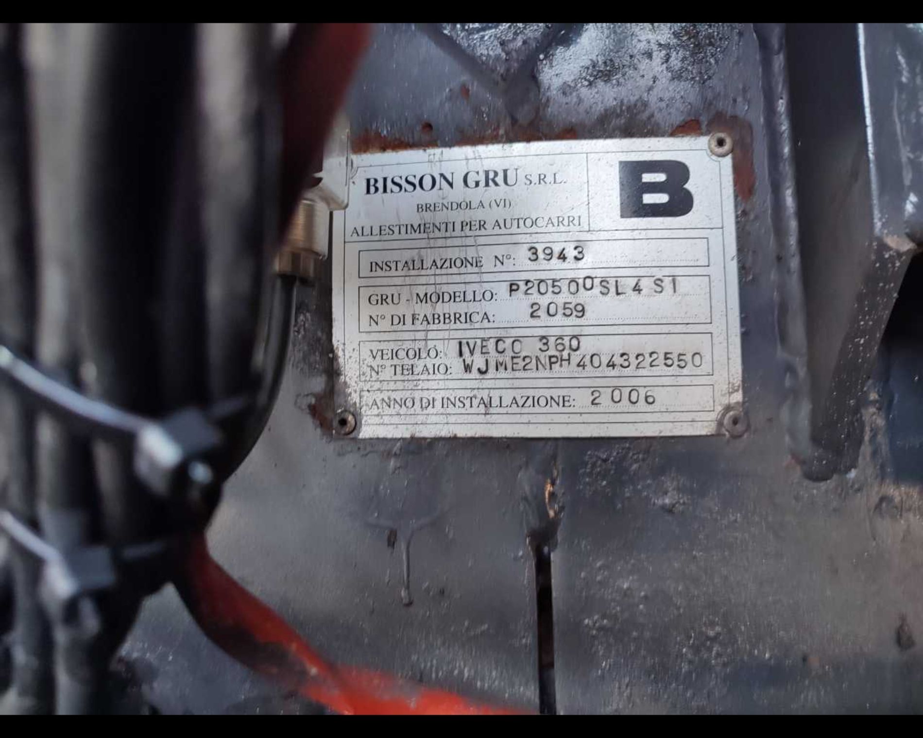 IVECO STRALIS AT260S36 FISSO + GRU - Lombardia Truck