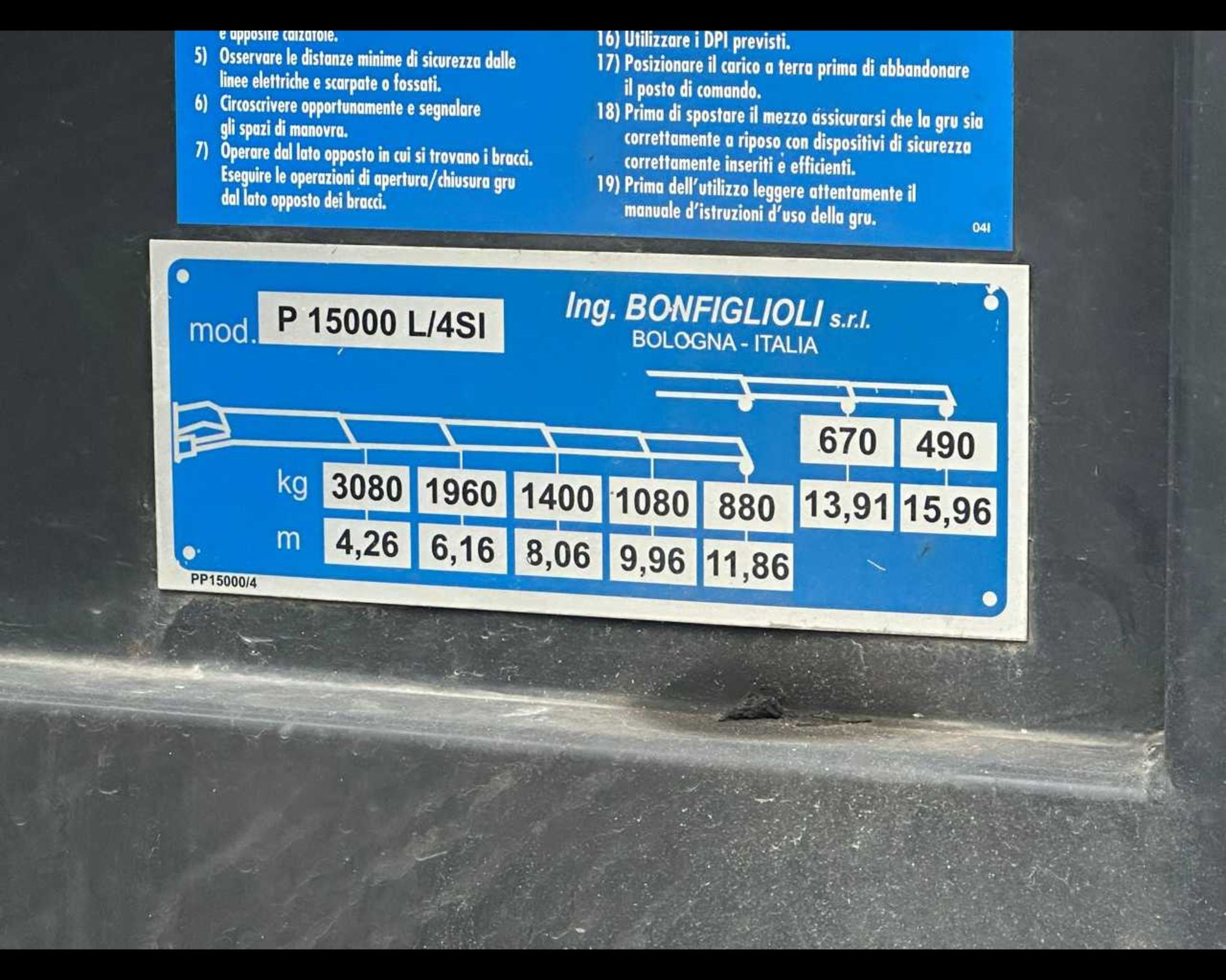 IVECO EUROCARGO ML180E28/P - CASSONE CON GRU - Lombardia Truck