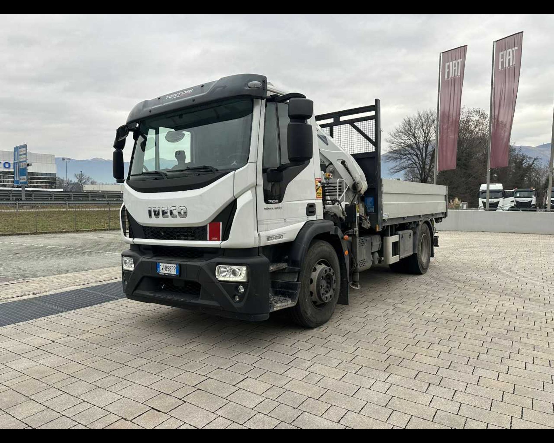 IVECO EUROCARGO ML180E28/P - CASSONE CON GRU - Lombardia Truck