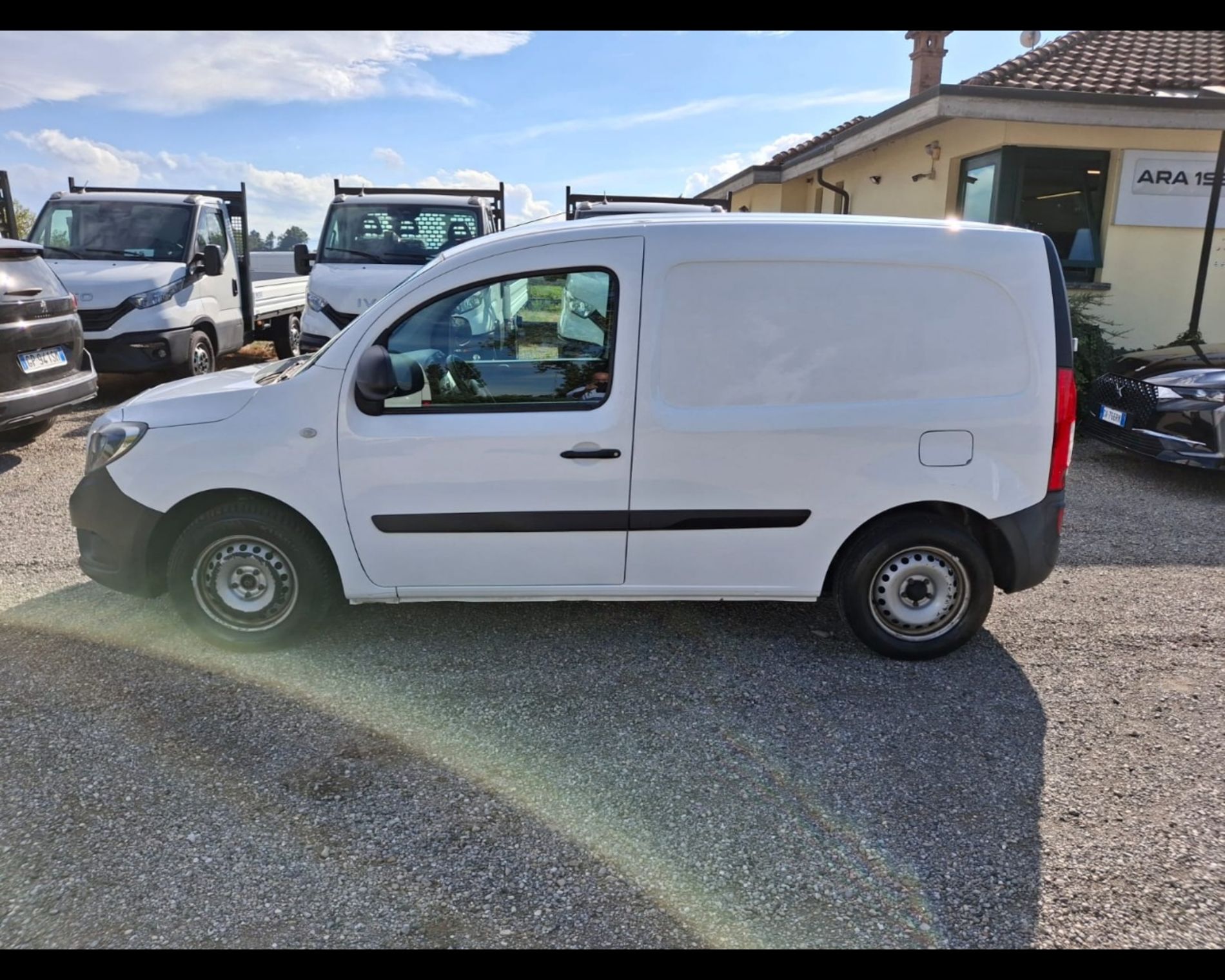 MERCEDES-BENZ CITAN  - Lombardia Truck