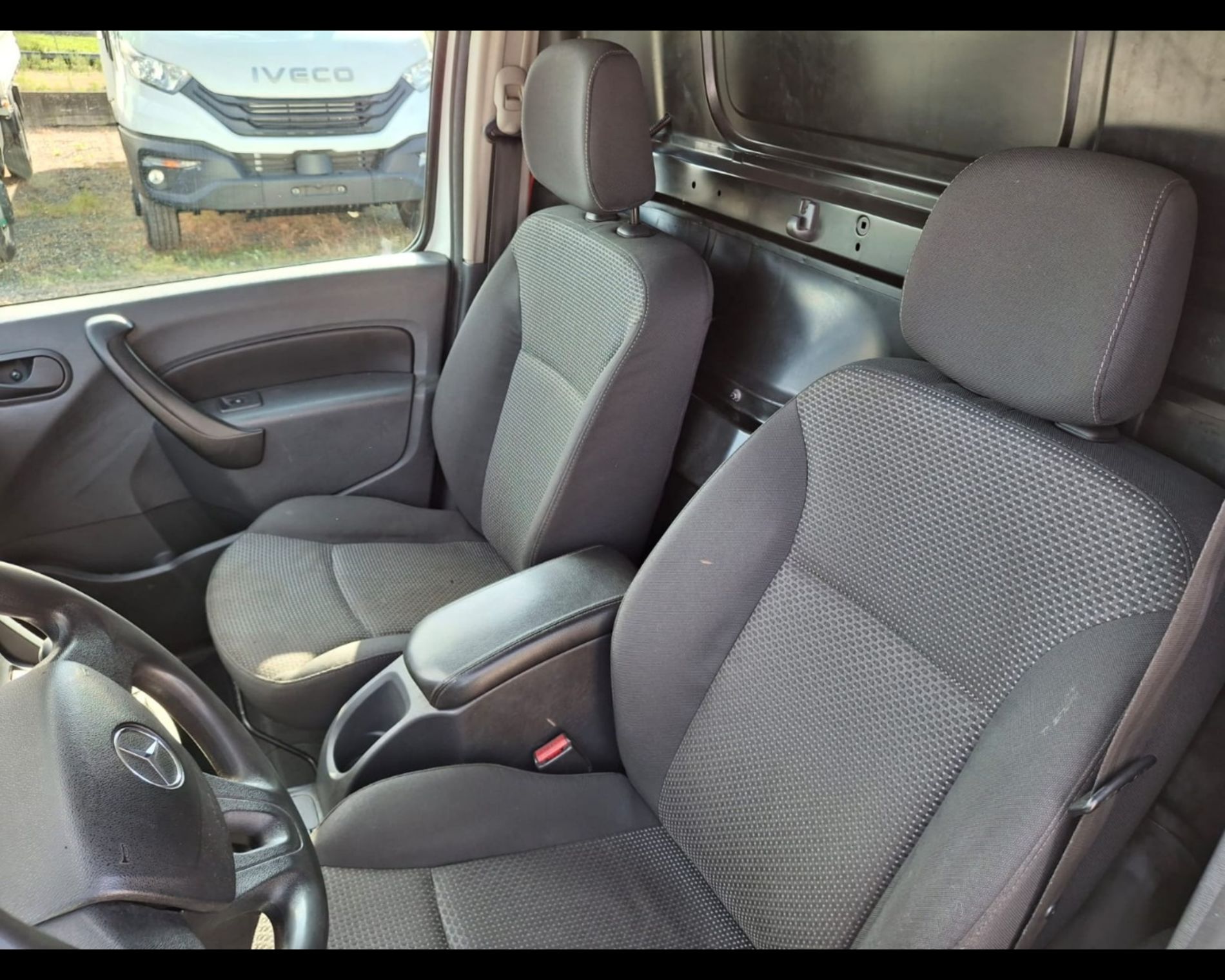 MERCEDES-BENZ CITAN  - Lombardia Truck