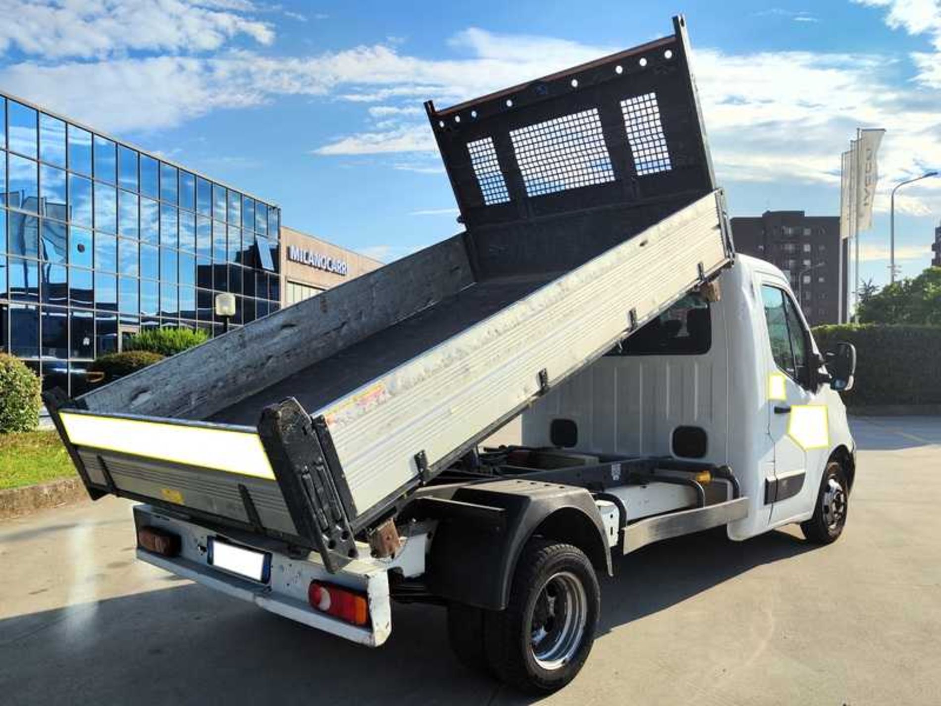 OPEL MOVANO 35 2.3 CDTI 136CV L2 RIBALTABILE - Lombardia Truck