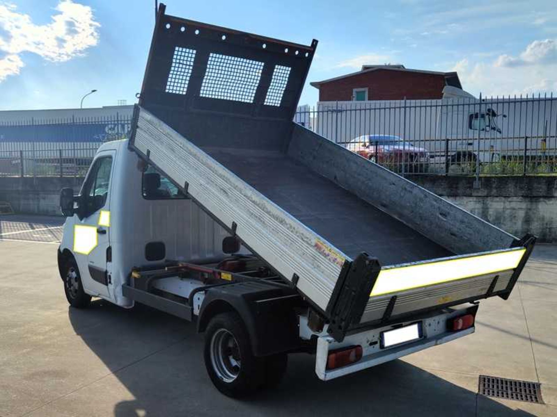 OPEL MOVANO 35 2.3 CDTI 136CV L2 RIBALTABILE - Lombardia Truck