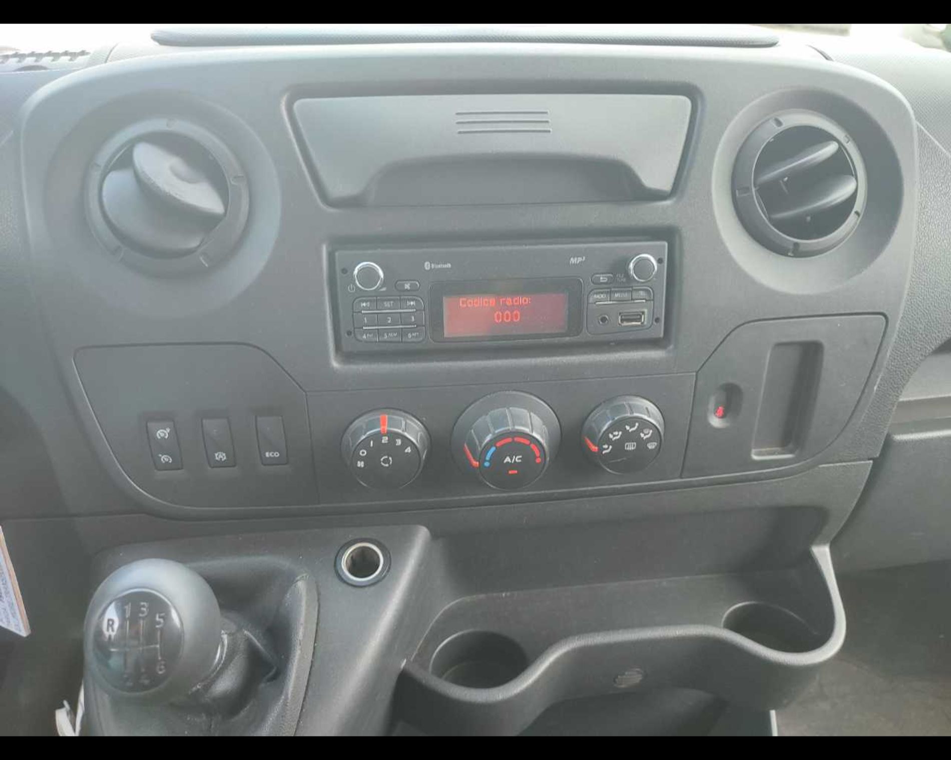 RENAULT Master T35 2.3 dci 145cv L3 BOX E SPONDA - Lombardia Truck