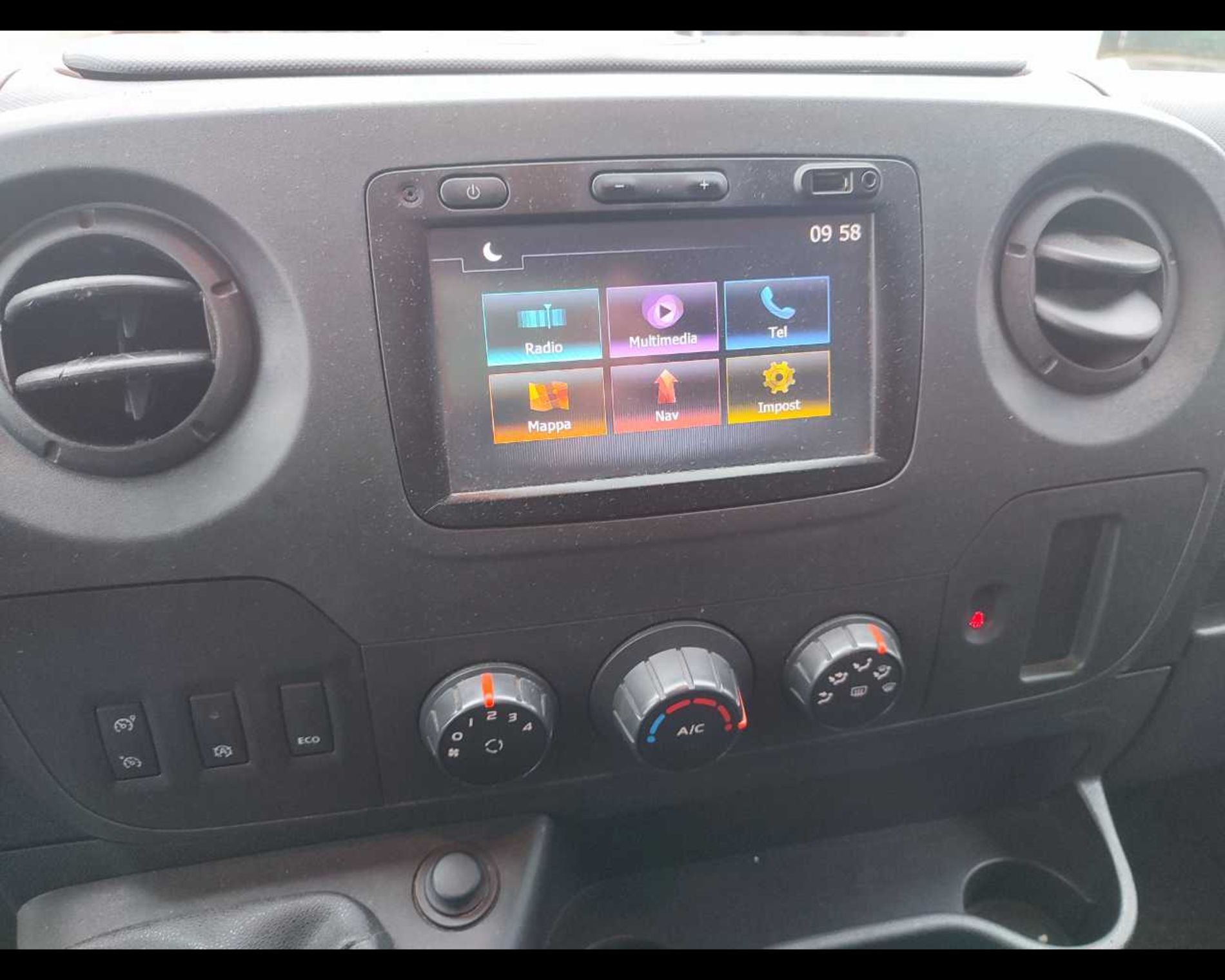 RENAULT Master T35 2.3 dci BOX e SPONDA - Lombardia Truck