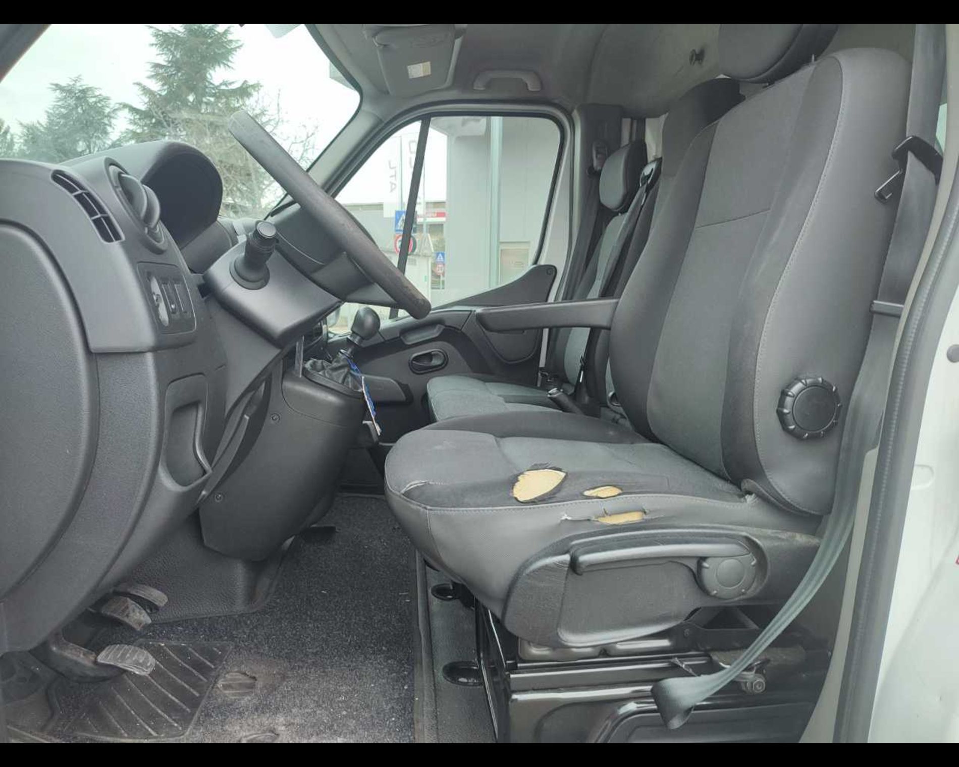 RENAULT Master T35 2.3 dci BOX e SPONDA - Lombardia Truck