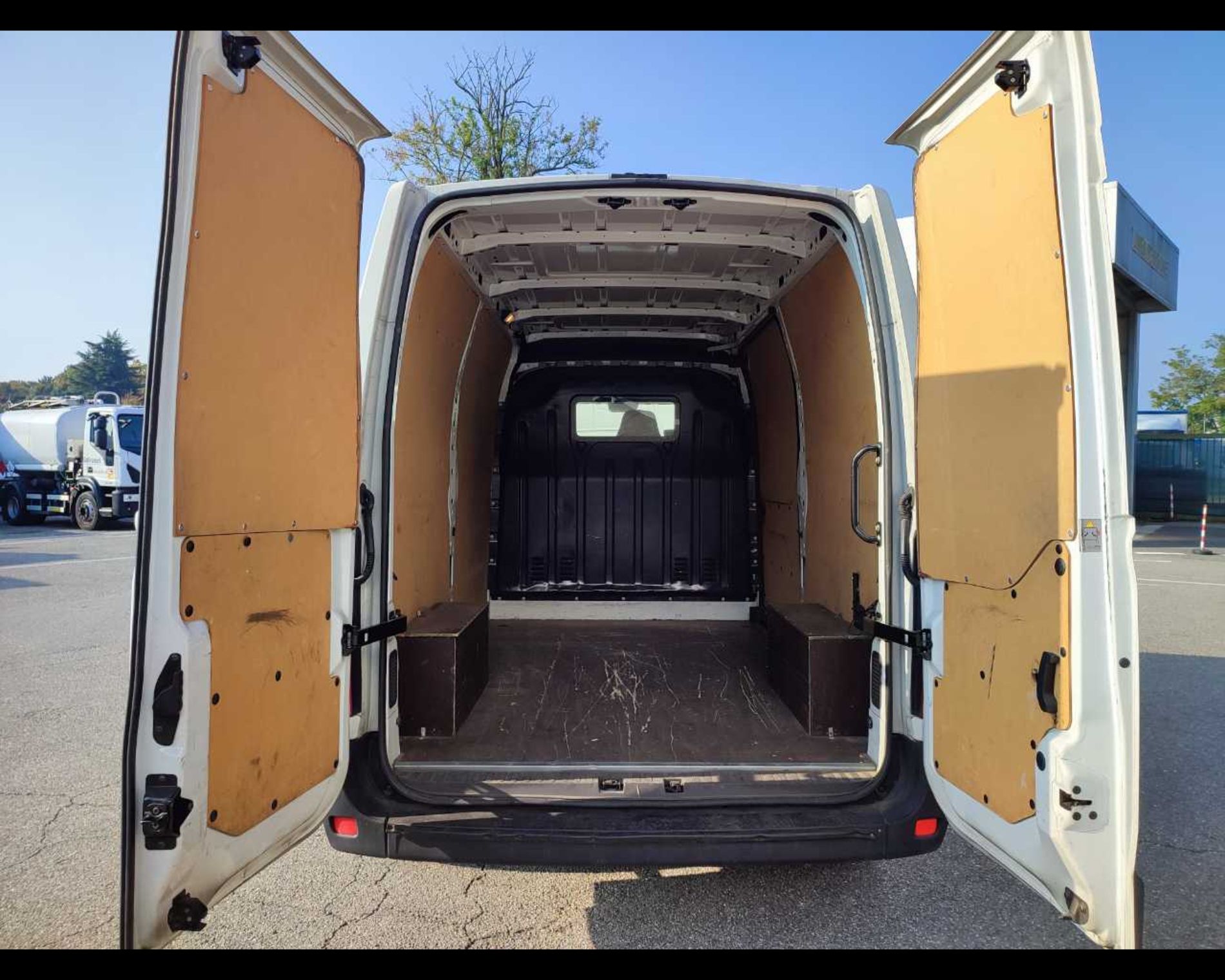 RENAULT Master T35 2.3 energy dci 150cv M2H2 - Lombardia Truck