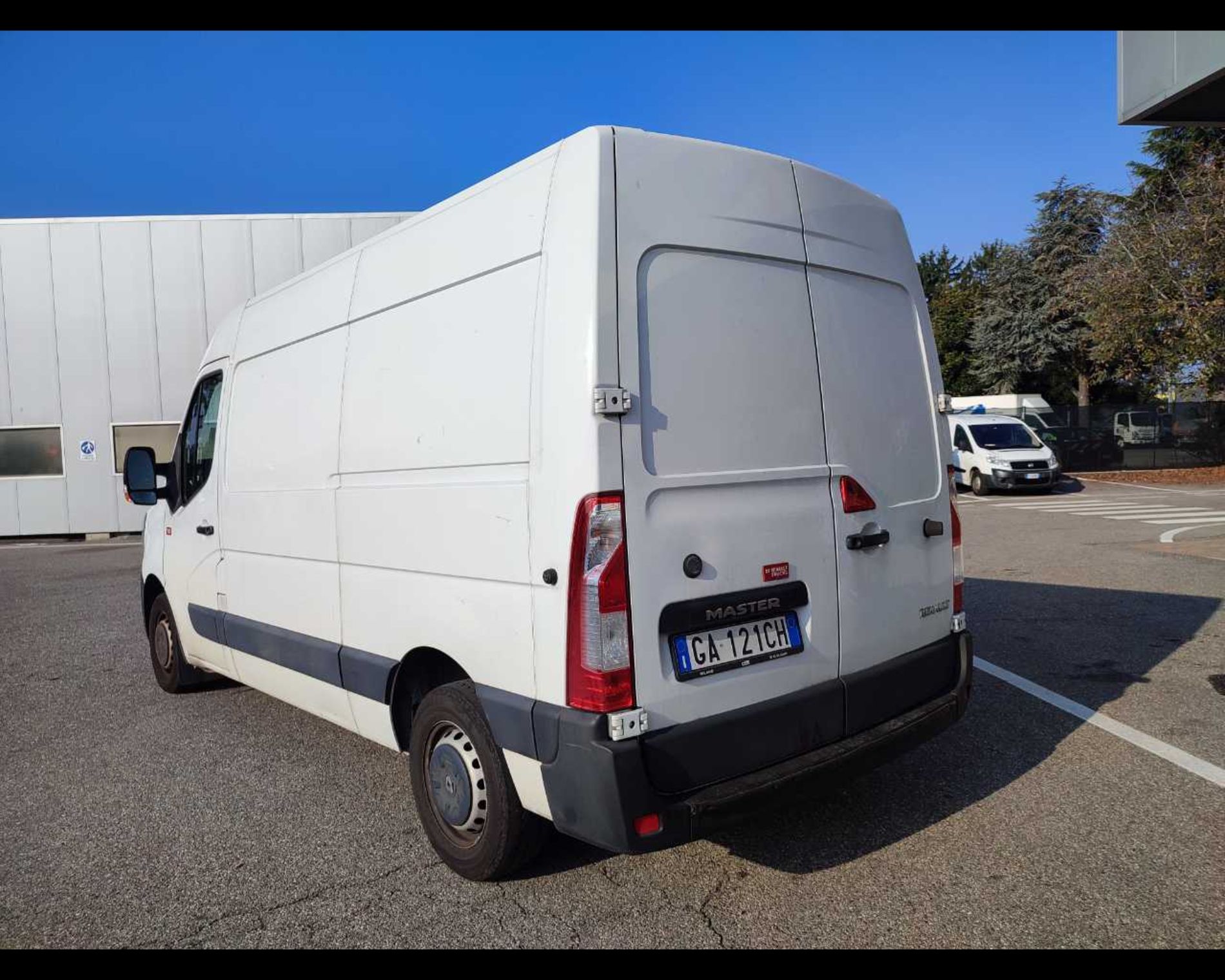 RENAULT Master T35 2.3 energy dci 150cv M2H2 - Lombardia Truck