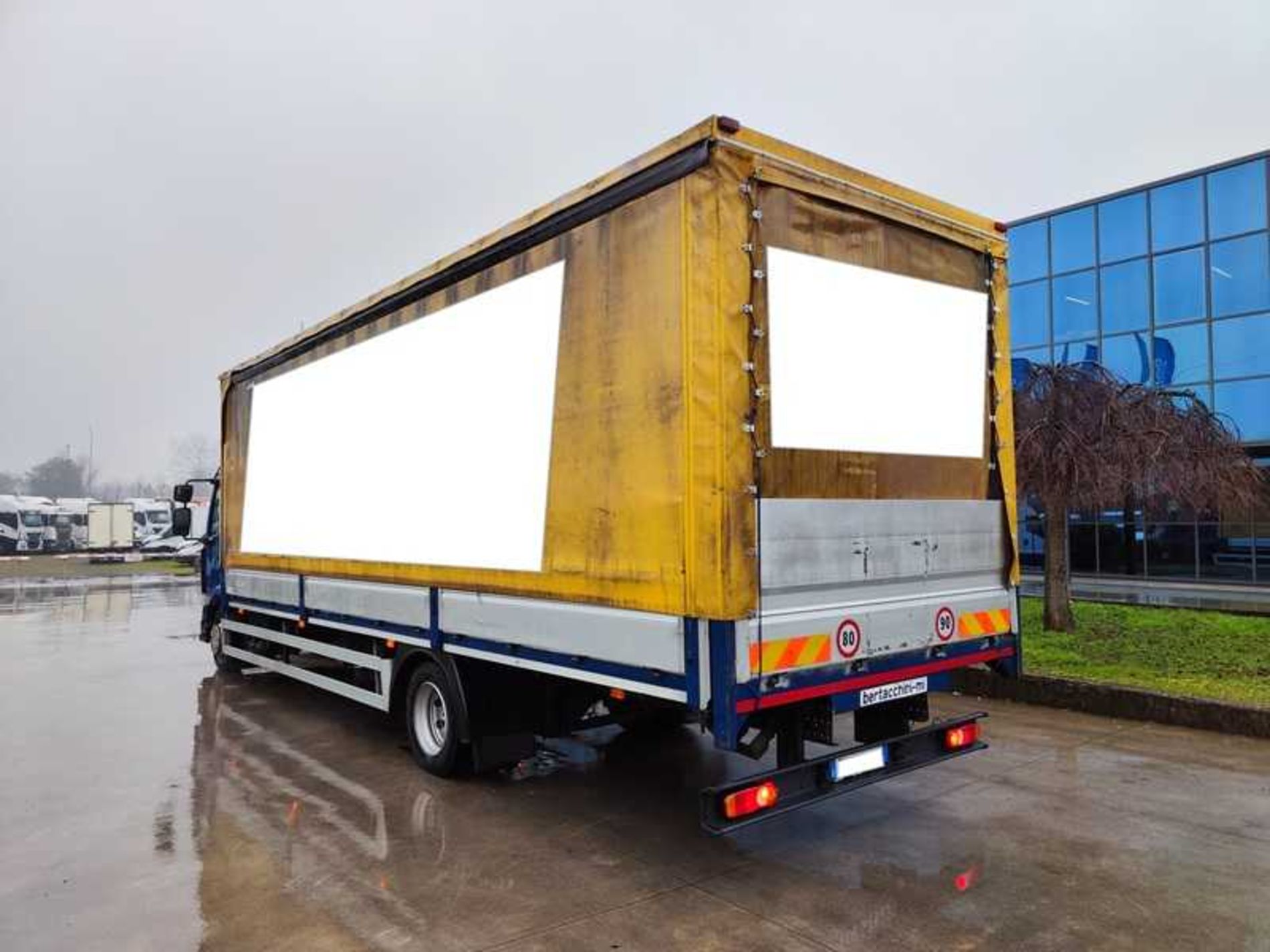 RENAULT MIDLUM 300.12 LIGHT E5 CENTINA TELO - Lombardia Truck