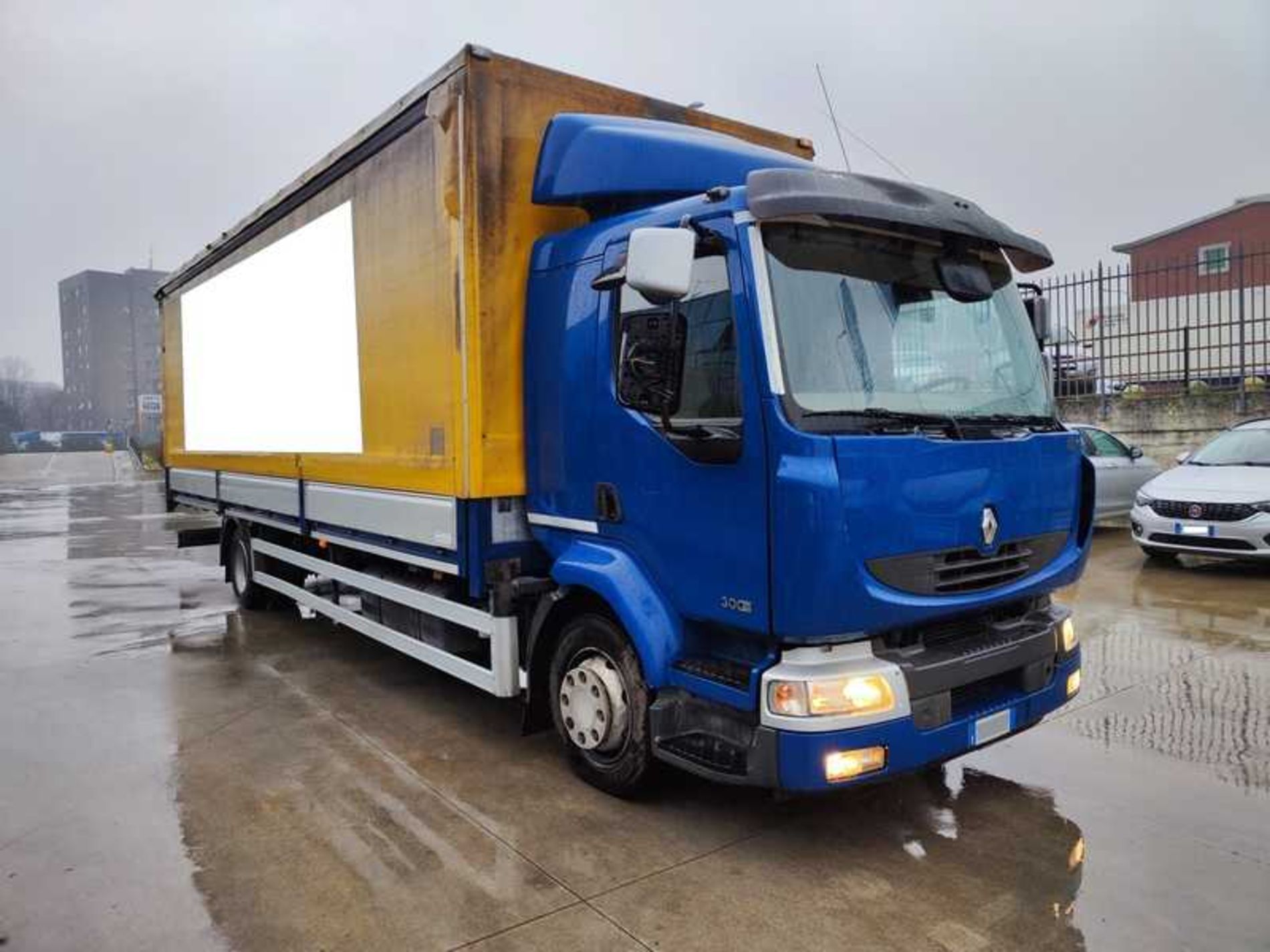 RENAULT MIDLUM 300.12 LIGHT E5 CENTINA TELO - Lombardia Truck