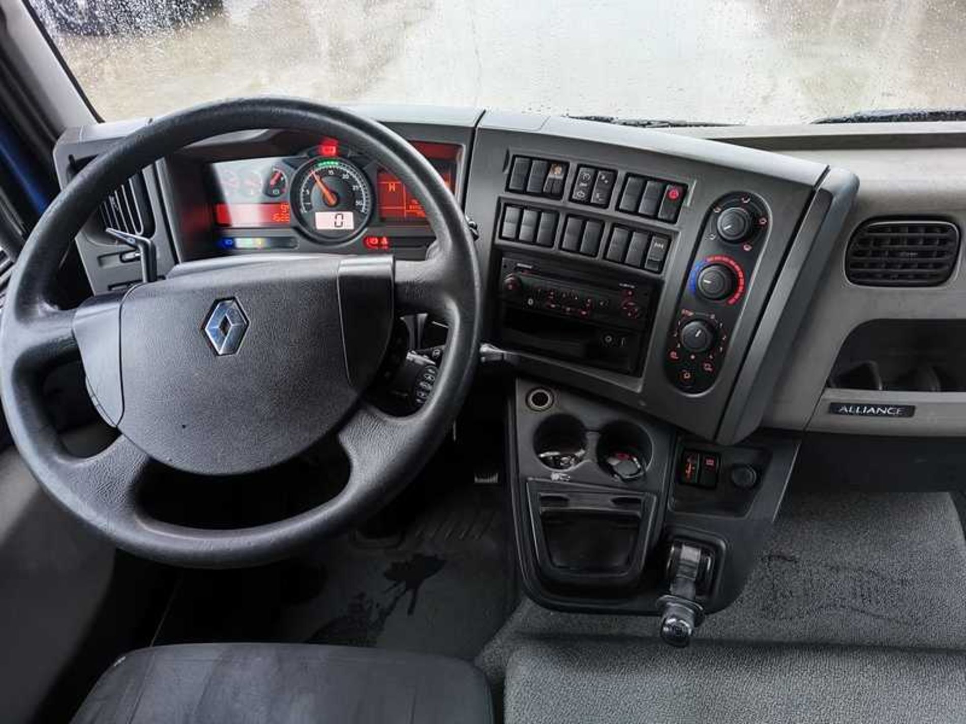 RENAULT MIDLUM 300.12 LIGHT E5 CENTINA TELO - Lombardia Truck