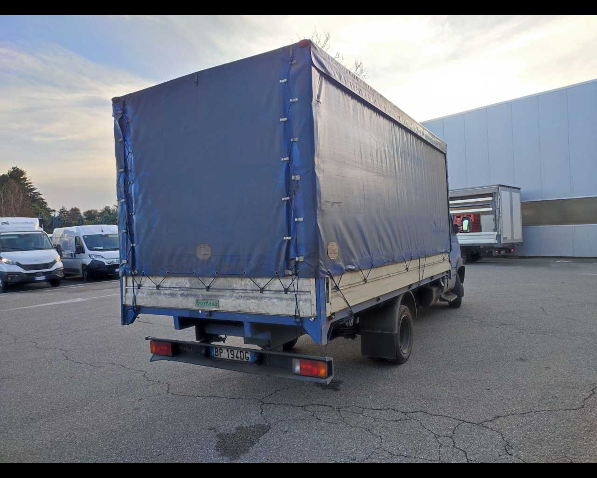 RENAULT TRUCKS MASCOTT  - Lombardia Truck