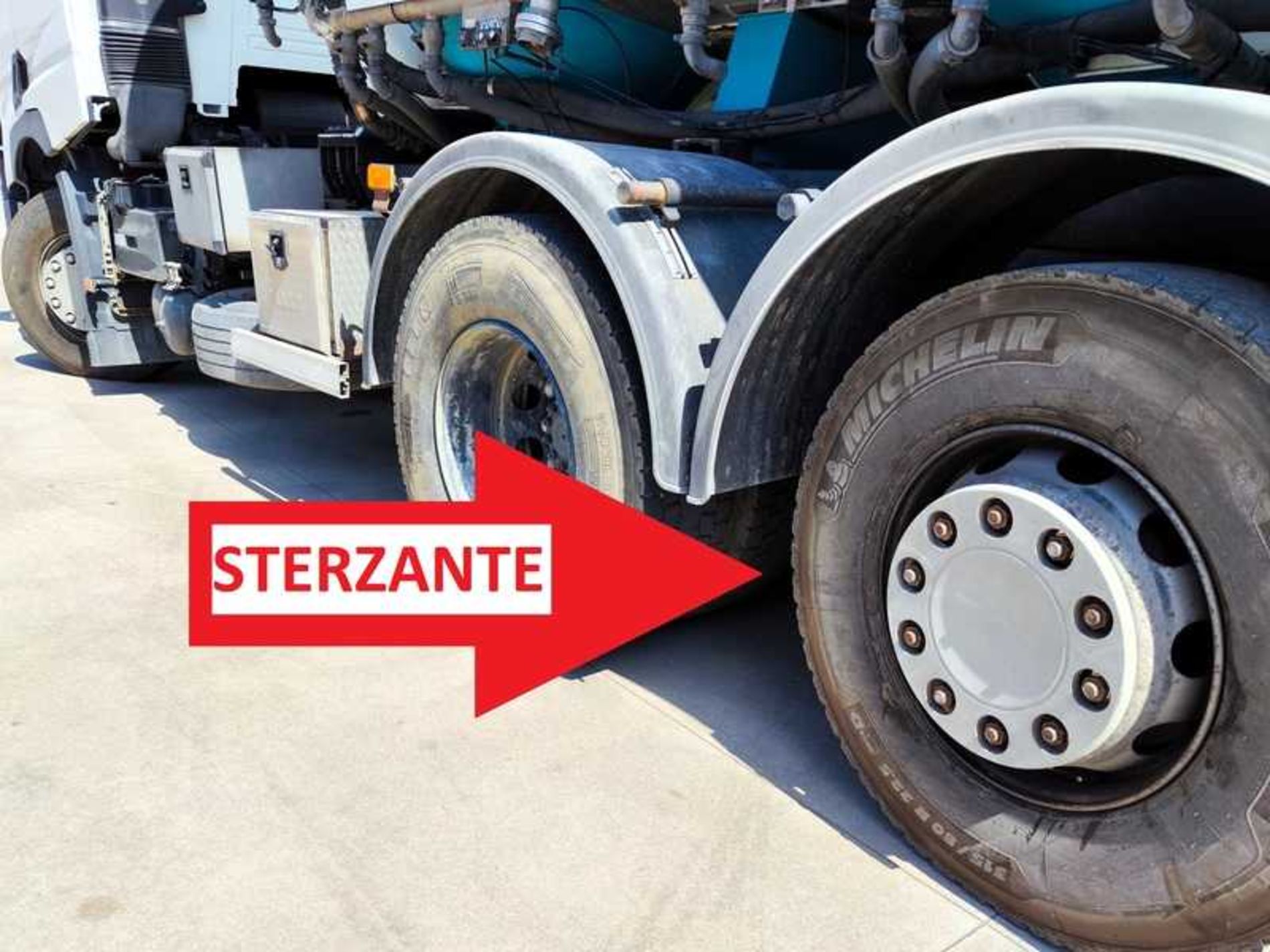 RENAULT T260 T480 CISTERNA PER GRANULATI E PULVIRULENTI - Lombardia Truck