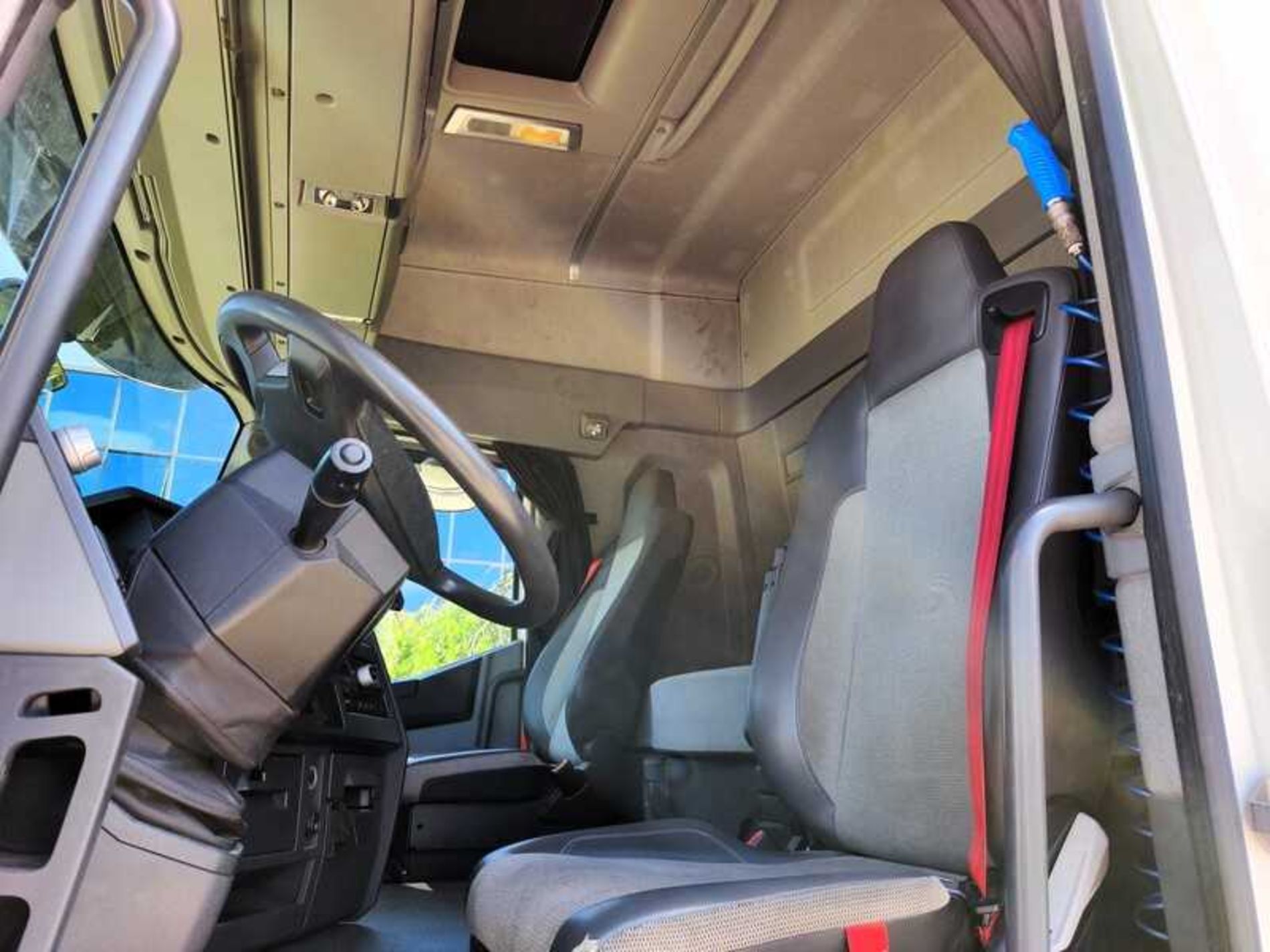 RENAULT T260 T480 CISTERNA PER GRANULATI E PULVIRULENTI - Lombardia Truck