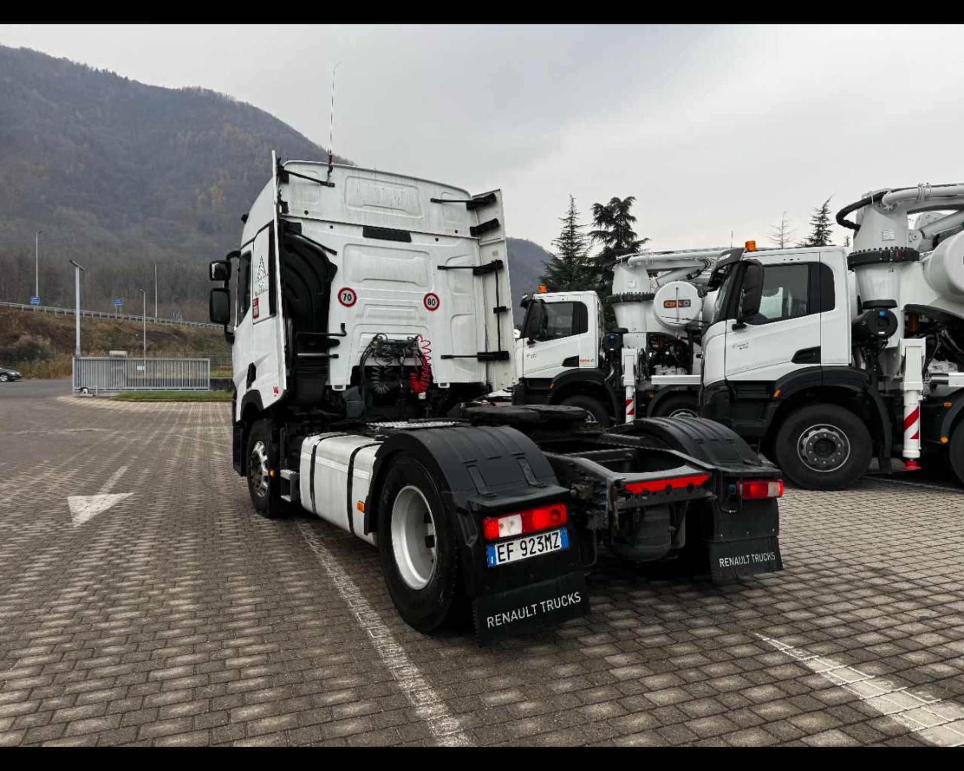RENAULT V.I. T PREMIUM - Lombardia Truck