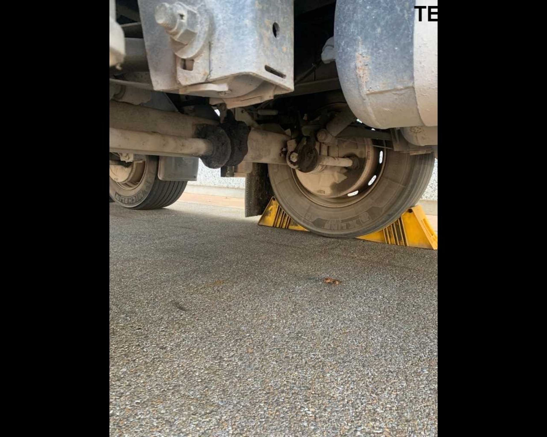 RIMORCHI  SEMIRIMORCHI SEMIRIMORCHIO KRONE SZP - CASSONE CENTINE TELONE - Lombardia Truck