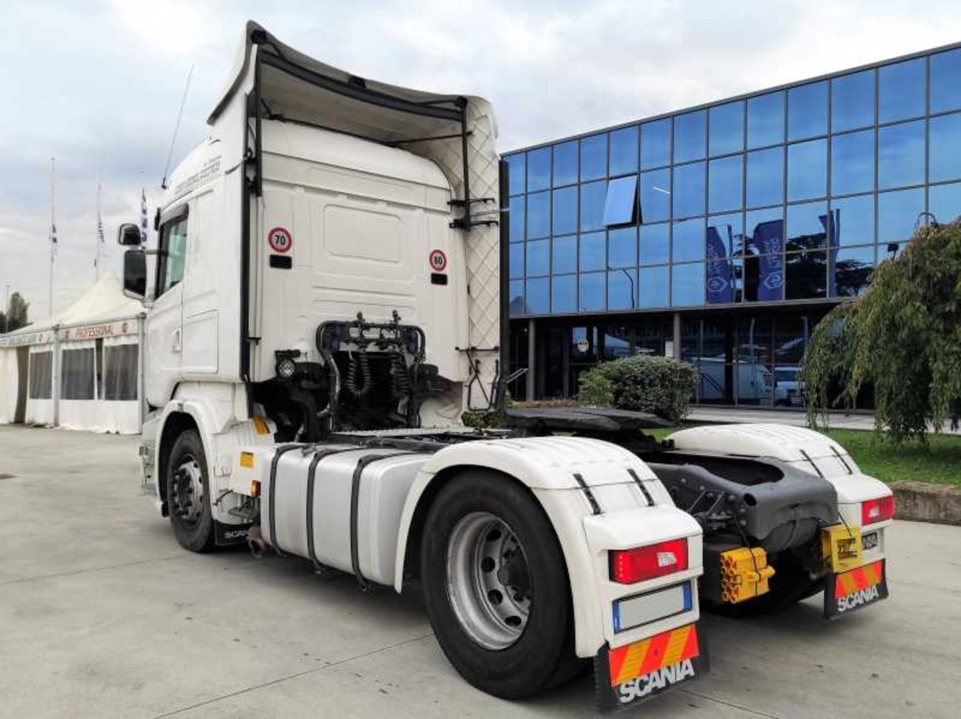 SCANIA R450 TRATTORE - Lombardia Truck