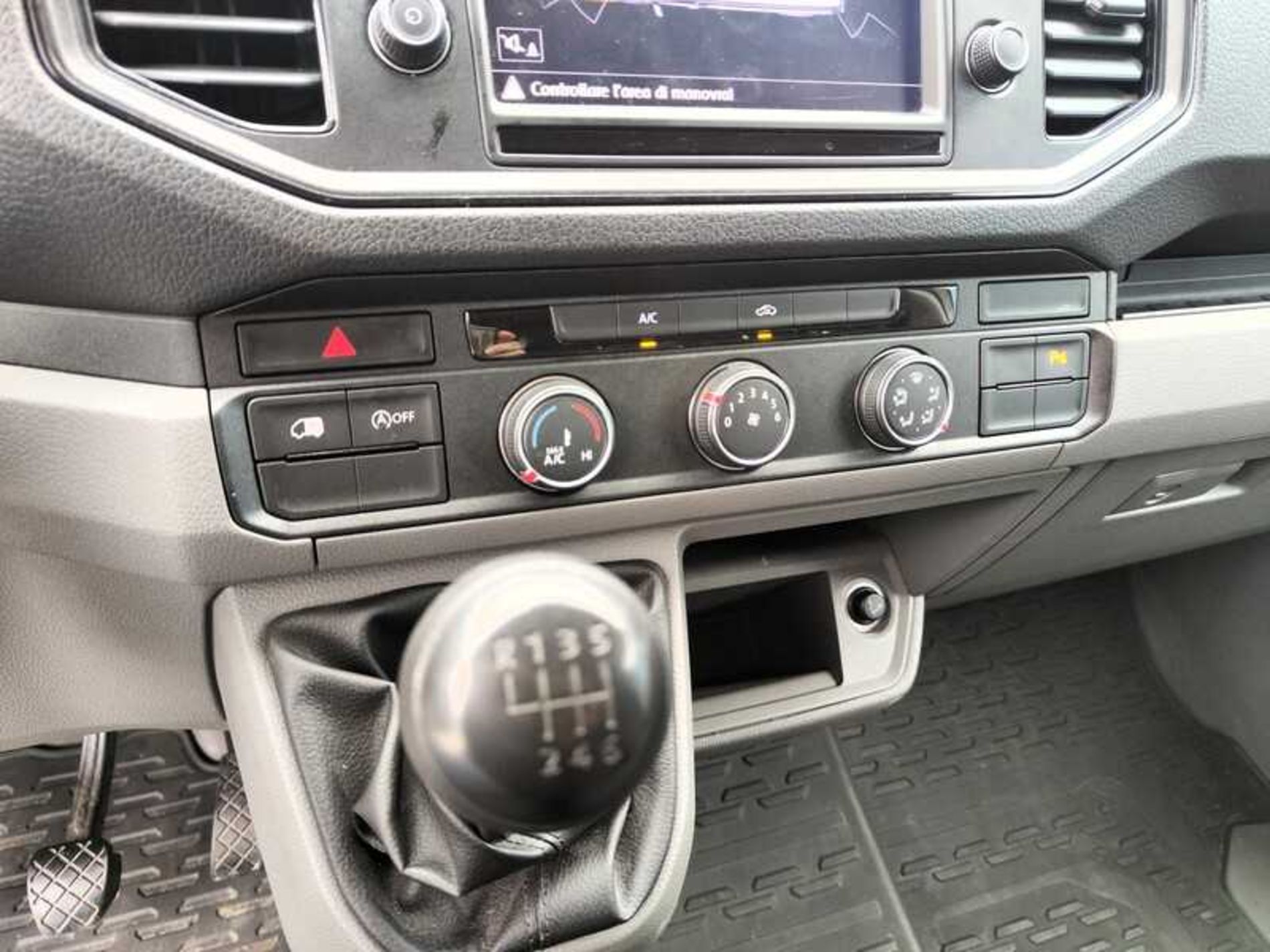 VOLKSWAGEN CRAFTER 35 2.0 177CV COIBENTATO CON FRIGO - Lombardia Truck