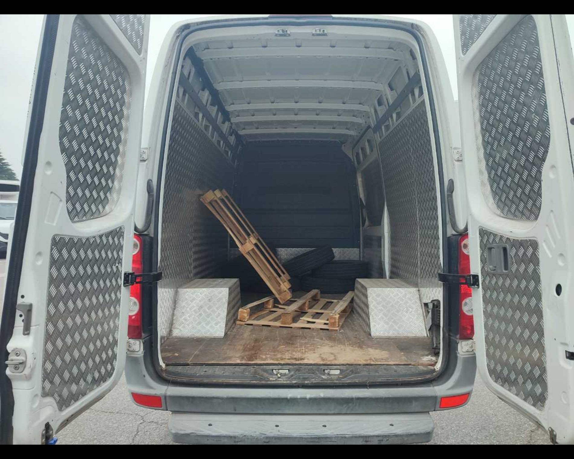 VOLKSWAGEN CRAFTER 50 - Lombardia Truck