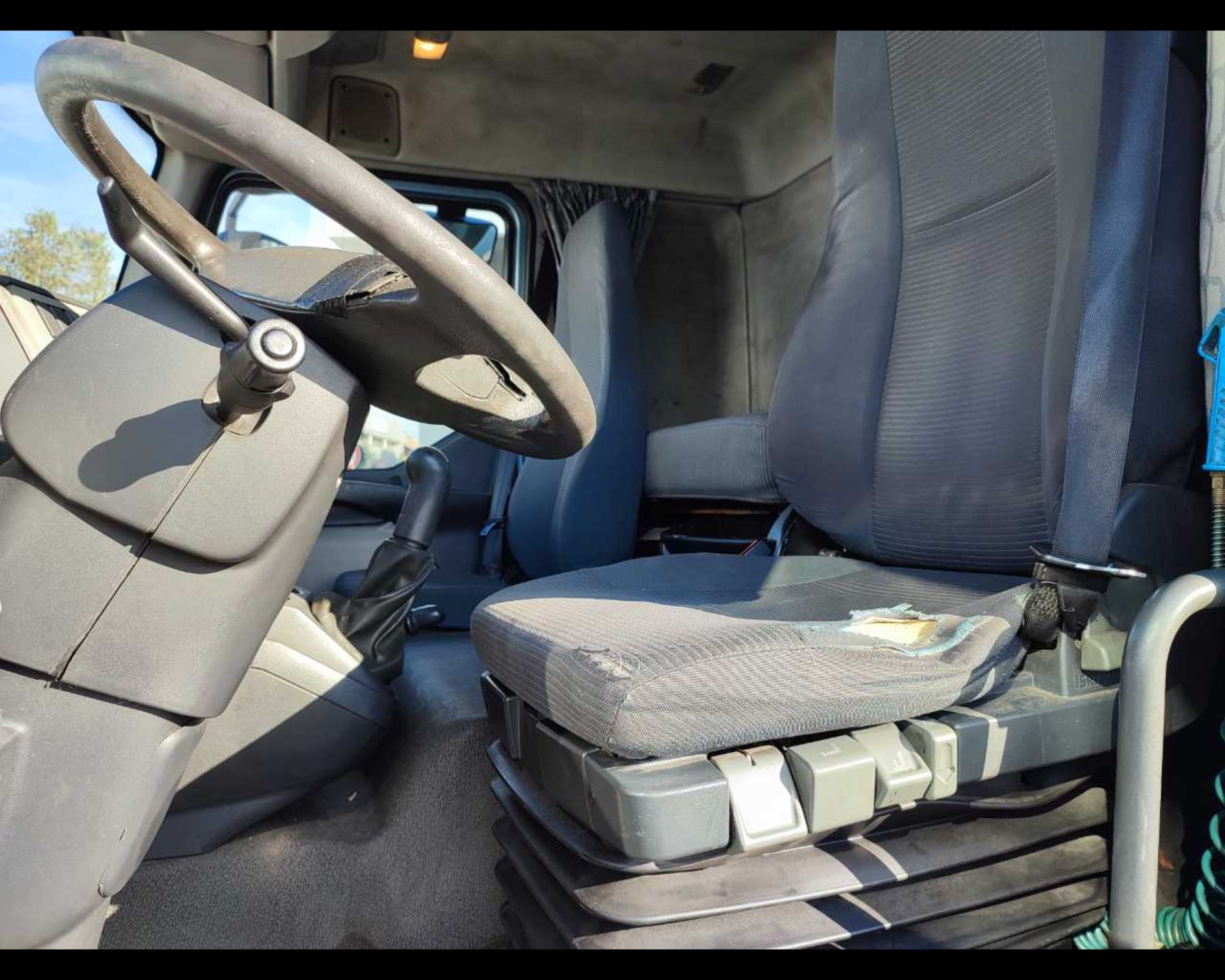 VOLVO FL - CASSONE CENTINA E SPONDA - Lombardia Truck