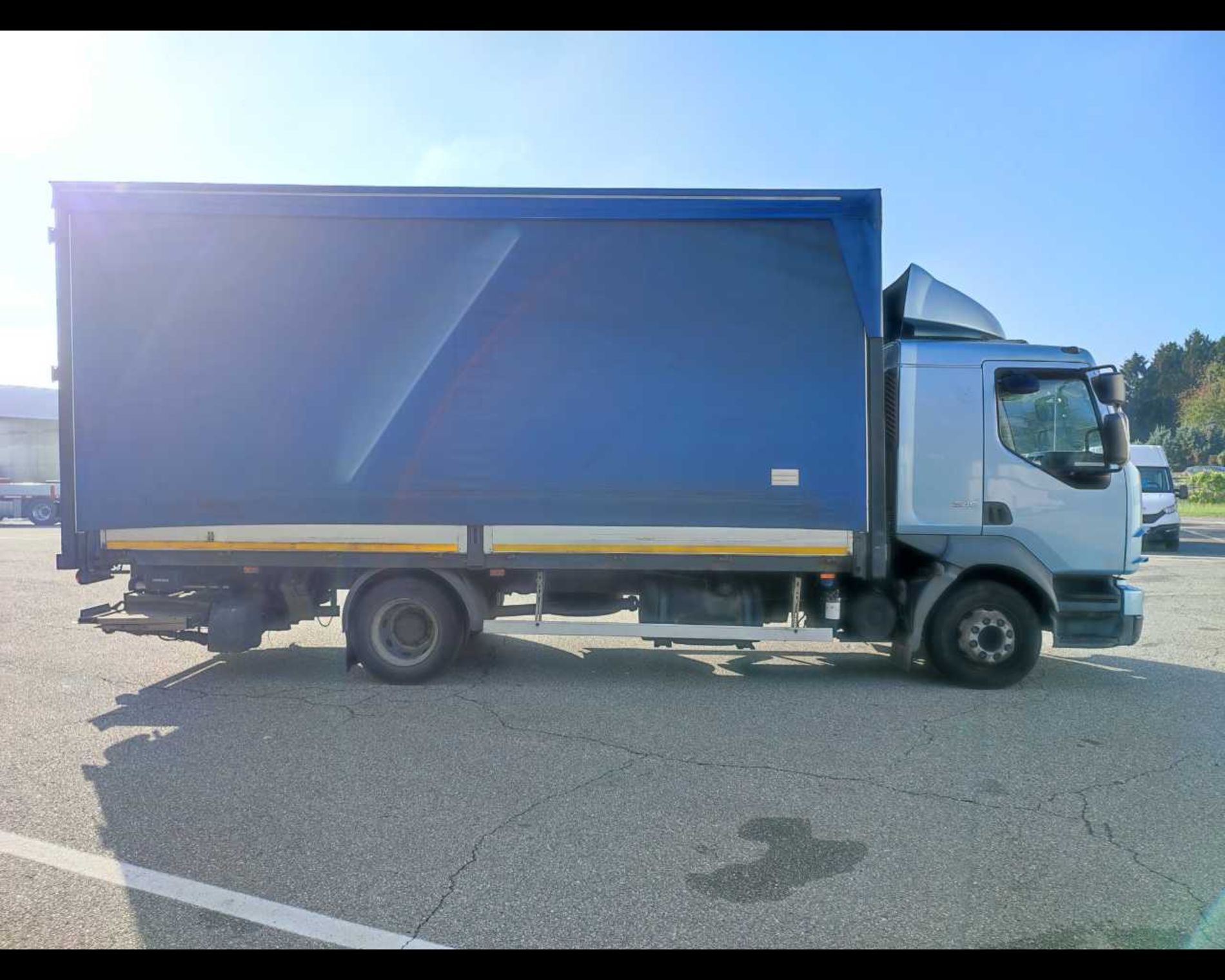 VOLVO FL - CASSONE CENTINA E SPONDA - Lombardia Truck