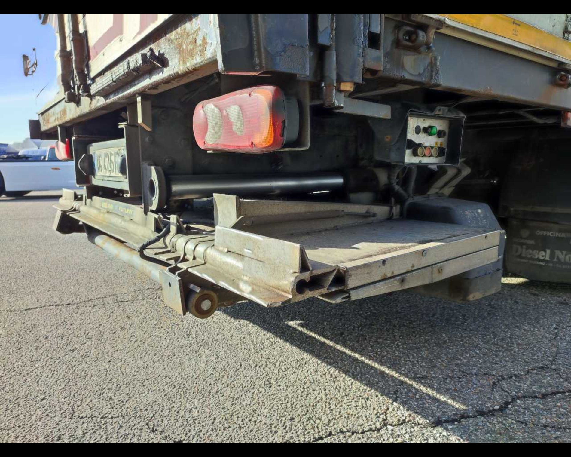 VOLVO FL - CASSONE CENTINA E SPONDA - Lombardia Truck