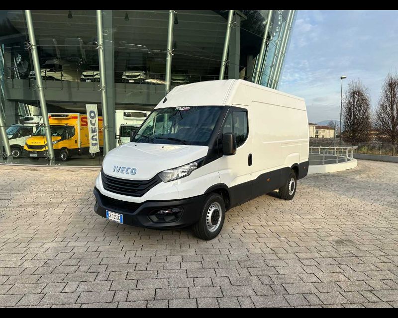 IVECO 35S14V - FURGONE DI SERIE - Lombardia Truck